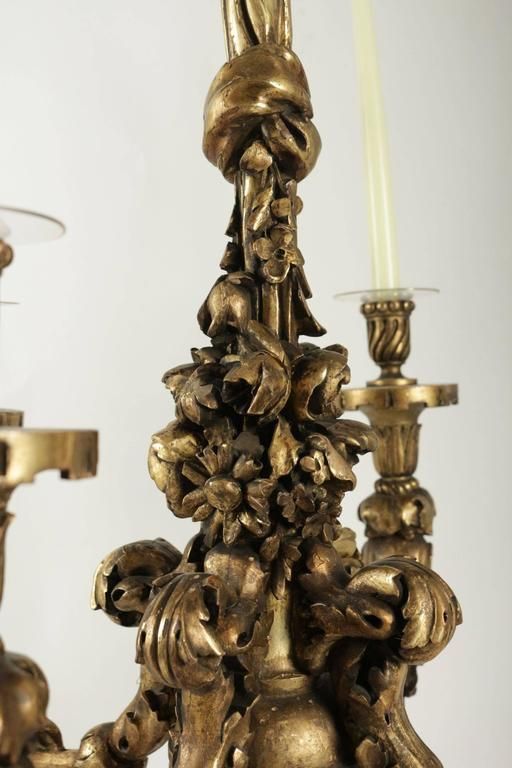 Chandelier In Hand Carved Gold Giltwood From The 19th Century photo furniture
