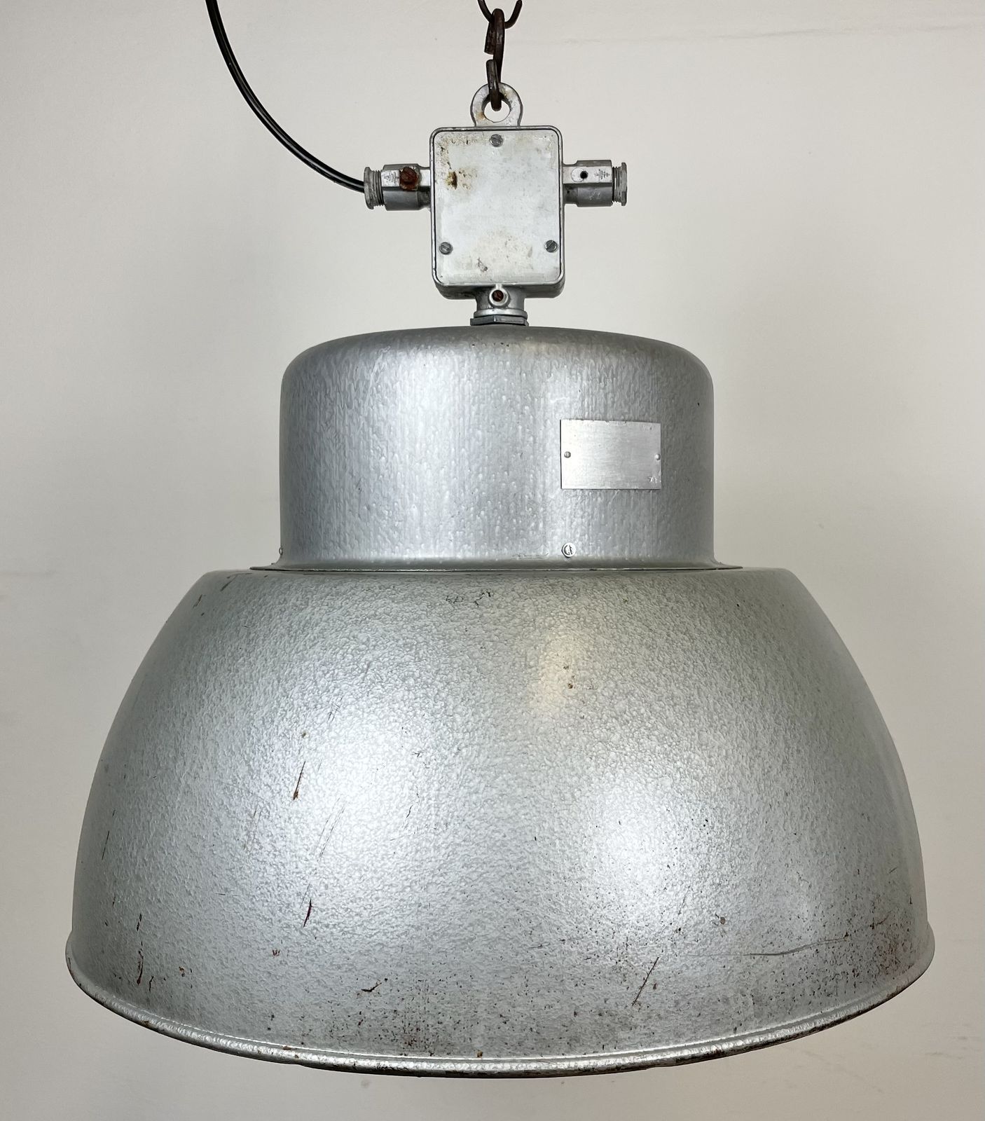 Industrial Polish Factory Pendant Lamp From Mesko, 1970s, 2x photo Lighting