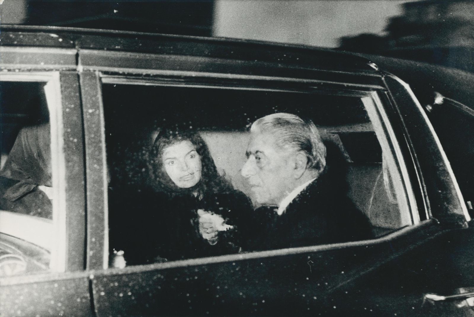 Unknown Jackie And Aristoteles Onassis; Car; Paris 1973, 19,9 X 30,4 Cm