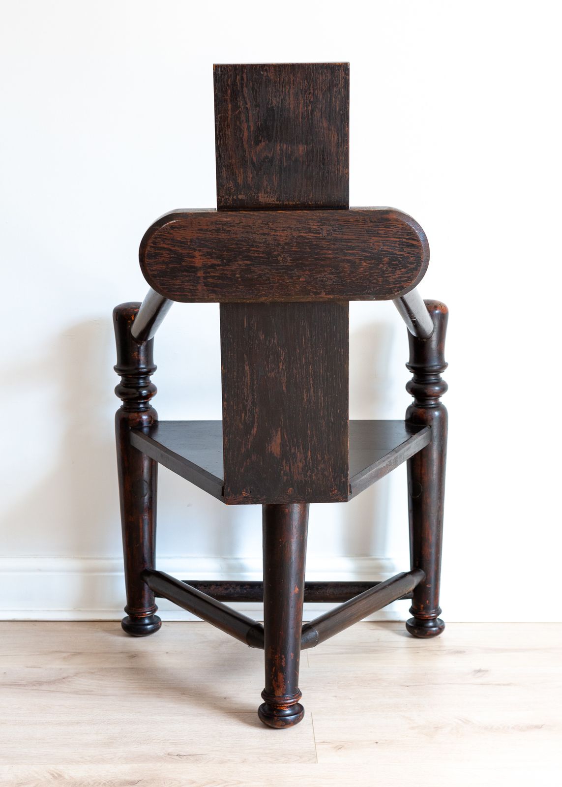 photo furniture Unique 18th Century Tall Back Carved Turner’s Chair Lacquered Statement Throne Chair