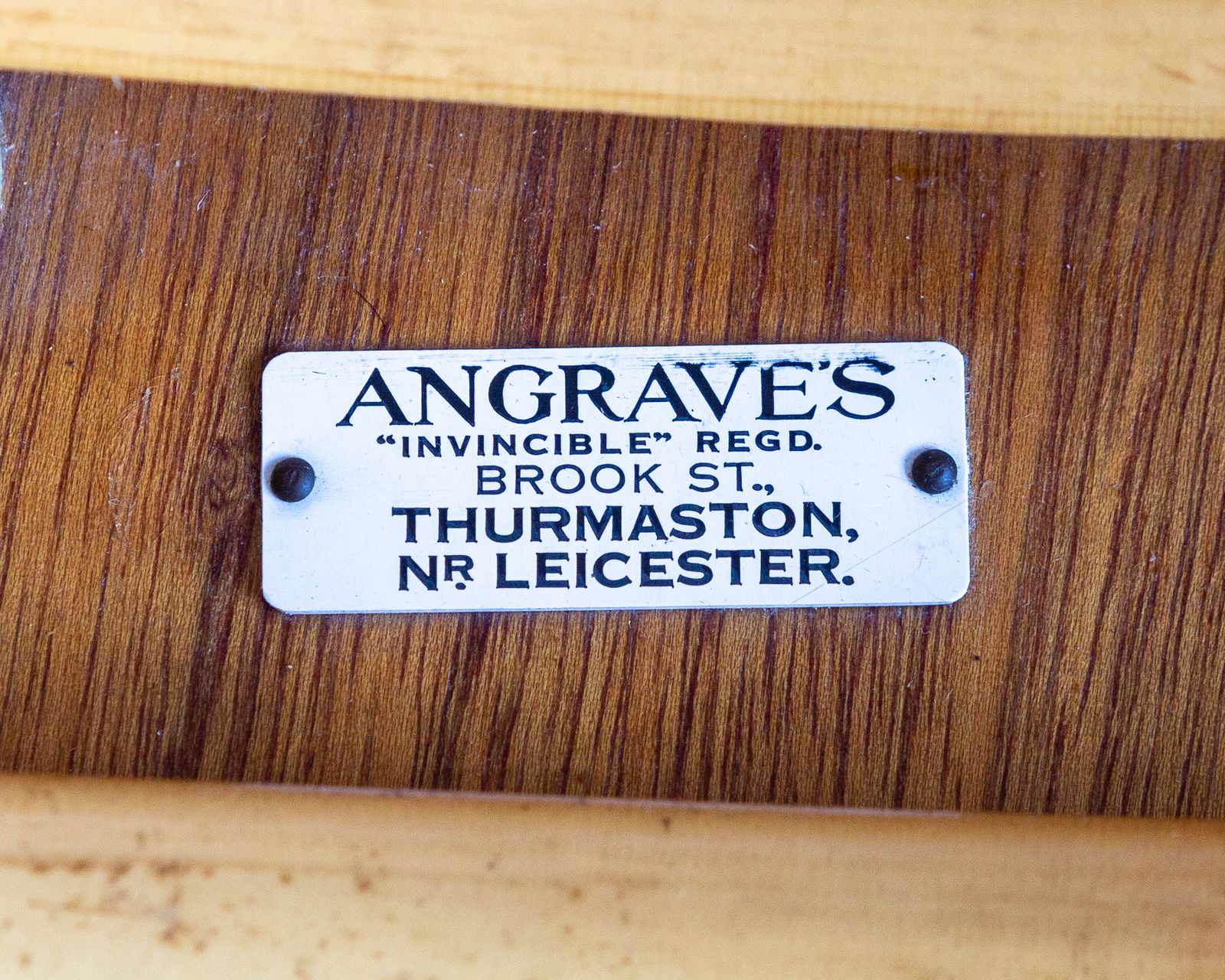 photo vintage Rare Pair Of 1970s Bamboo Swivel Chairs Mcm Easy Chairs By Angraves Of Leicester