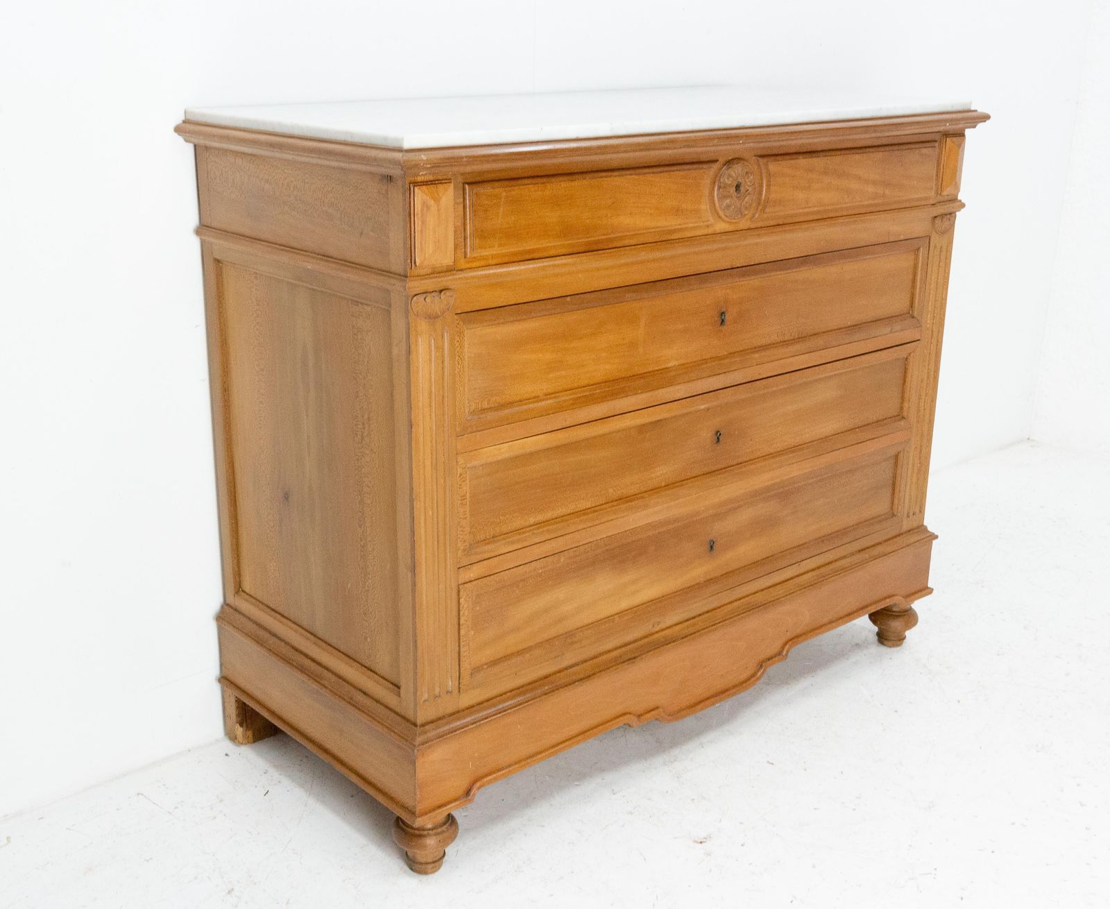 Commode Louis-Philippe, plateau en marbre, XIXe siècle photo for sale