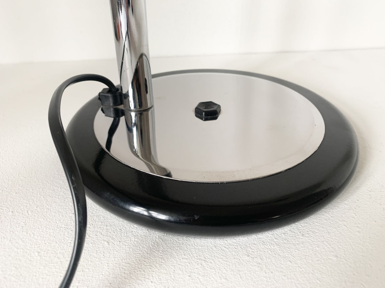 Vintage Mid Century Post Modern Ufo Saucer Black & Chrome Desk Lamp photo buy