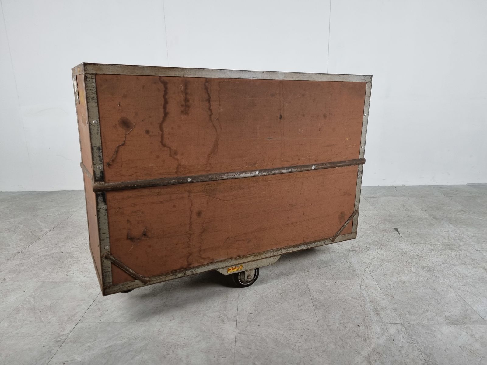 Industrial Trolley, 1950s photo furniture