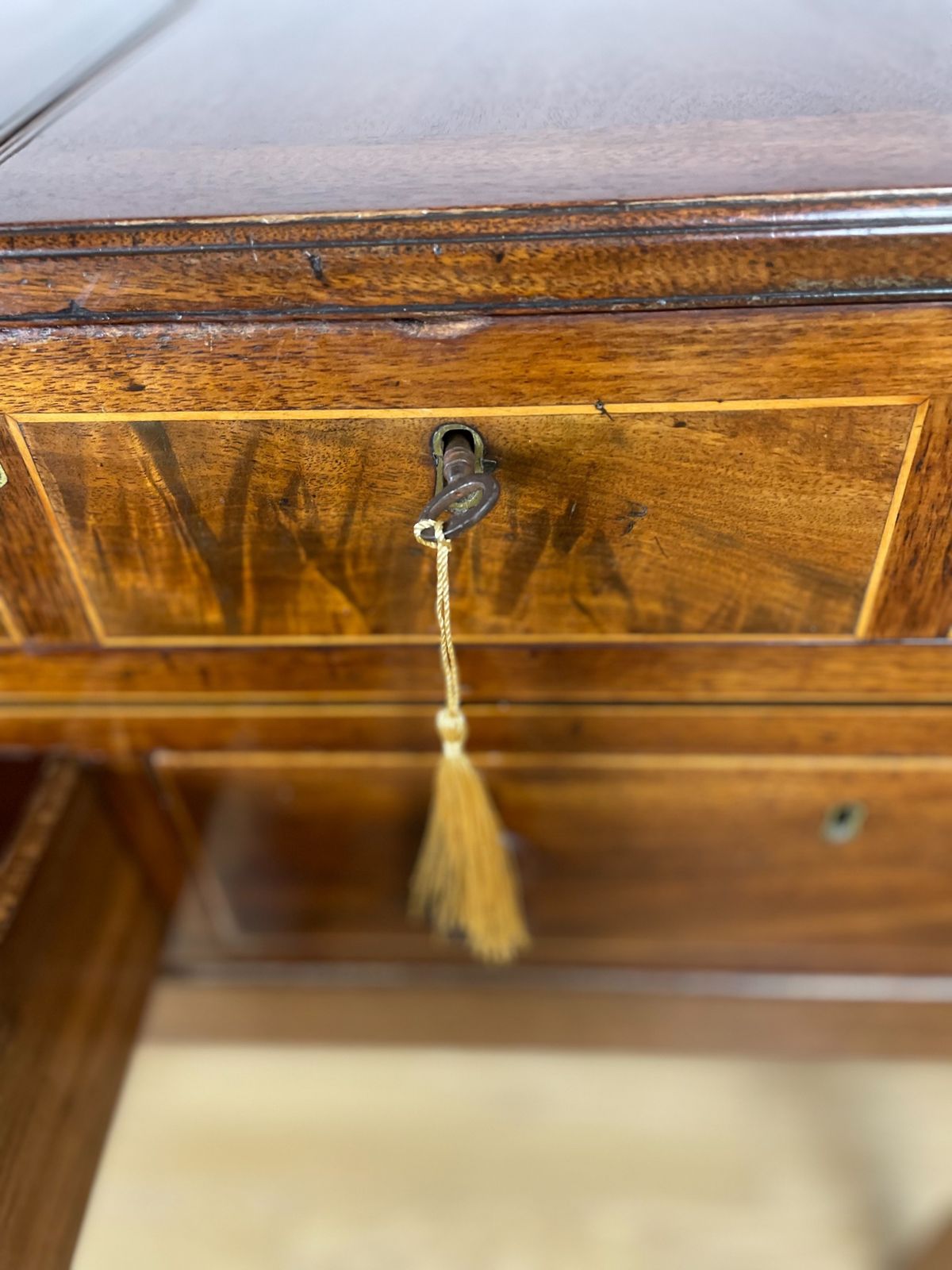 Late Georgian Inlaid Mahogany Folio Cabinet photo vinterior