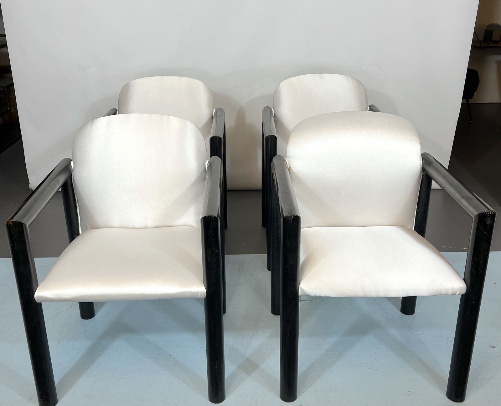 Mid Century Italian Modern Set Of 4 Armchairs From 70s