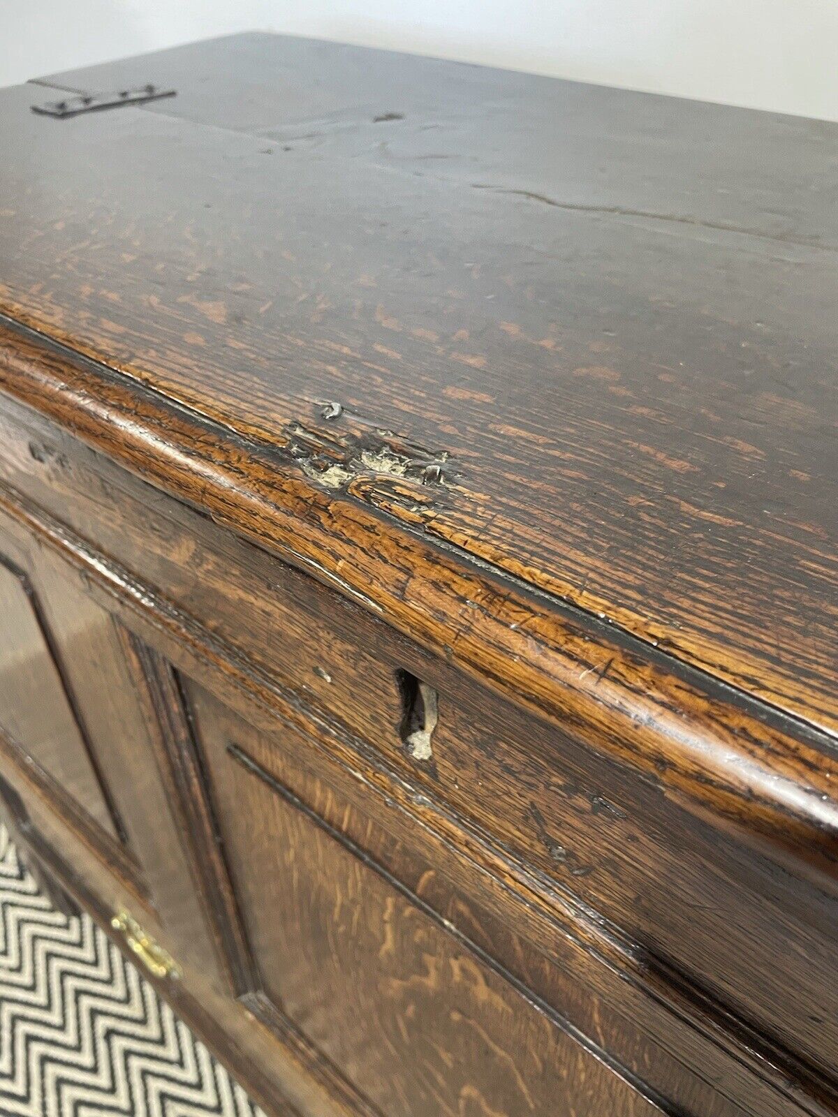 Antique C1740 Welsh Oak Mule Chest Trunk Storage Blanket Chest Hallway Storage photo vintage