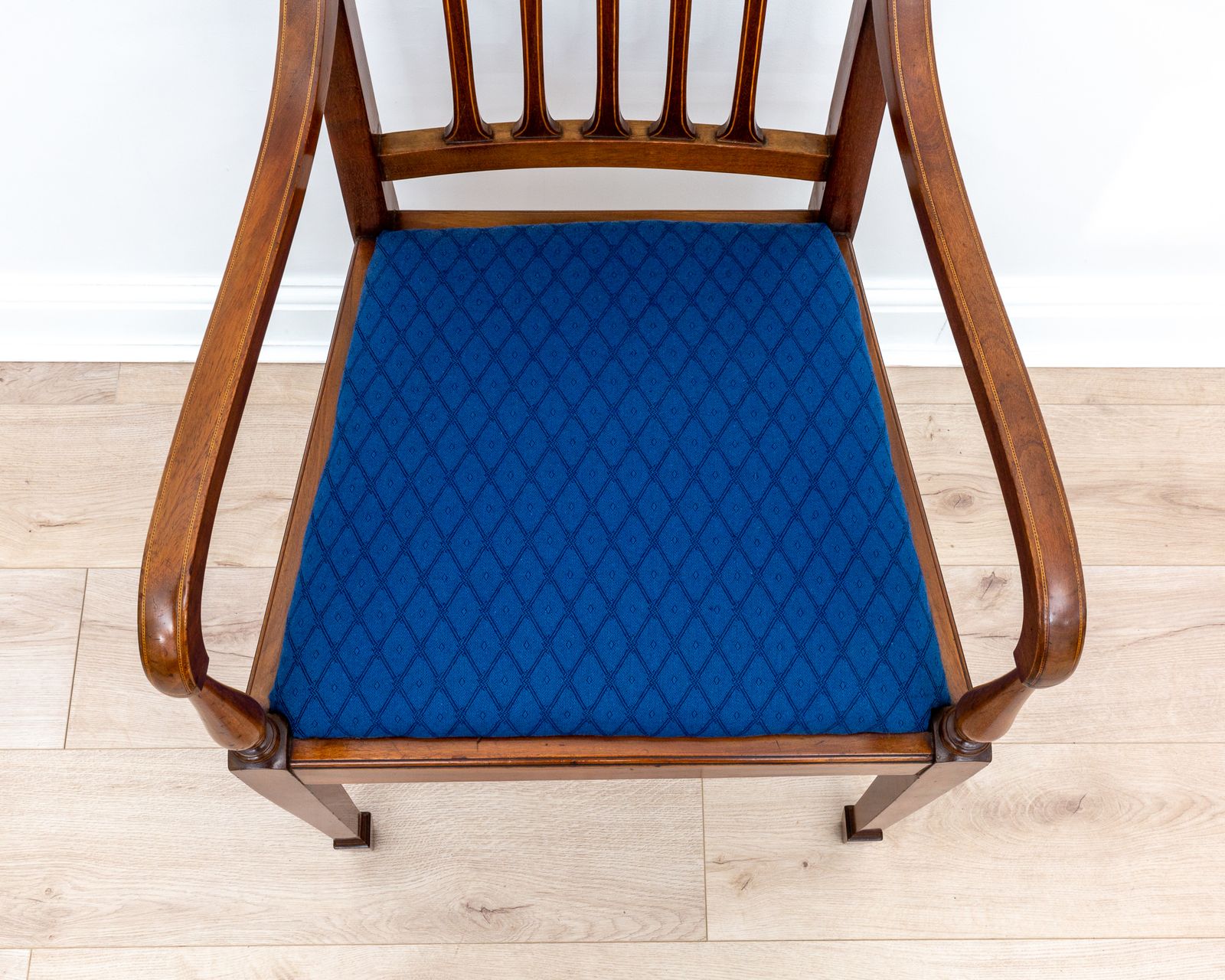 photo vinterior Fine English Regency Sheraton Revival Antique Mahogany Inlaid Armchair