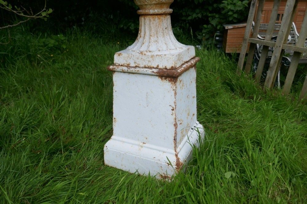 Pair Of Very Large Victorian Cast Iron Garden Urns, Garden Planters photo vinterior