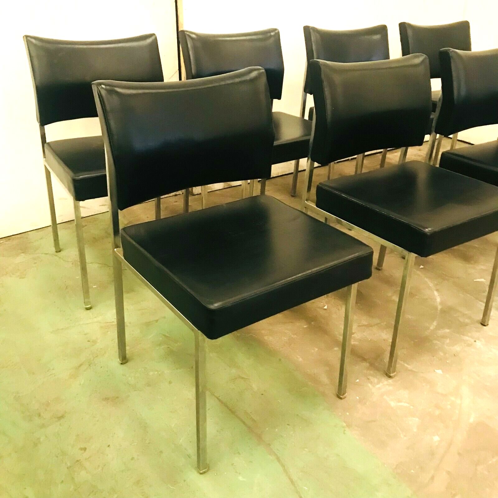Suite Of Eight Vintage Chairs In Chrome And Faux Leather XX Century photo furniture