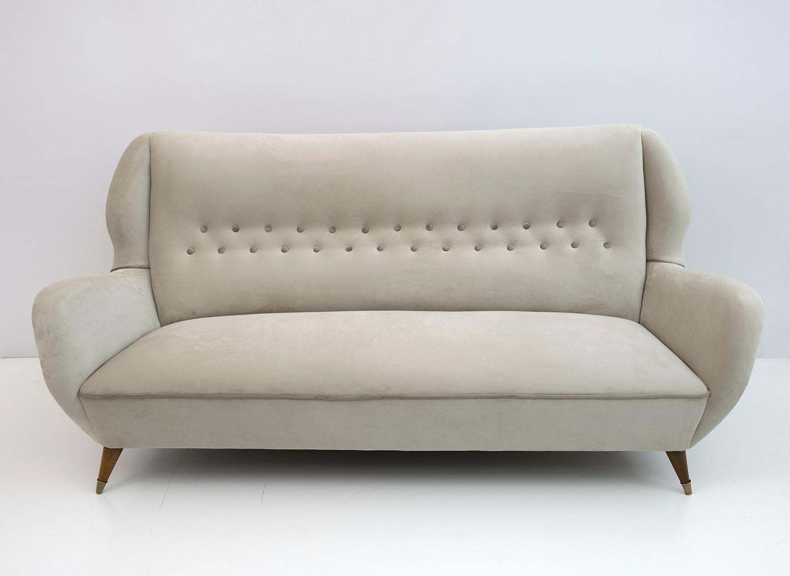 Gio Ponti Mid Century Modern Velvet Sofa For Isa, 1950s photo for sale