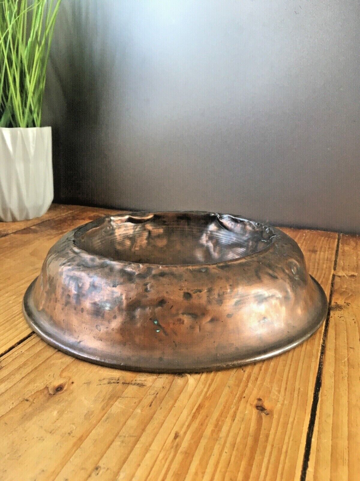 Antique 19th C Arts & Crafts Beaten Copper Dog Bowl Pet Cat Dish Food Water