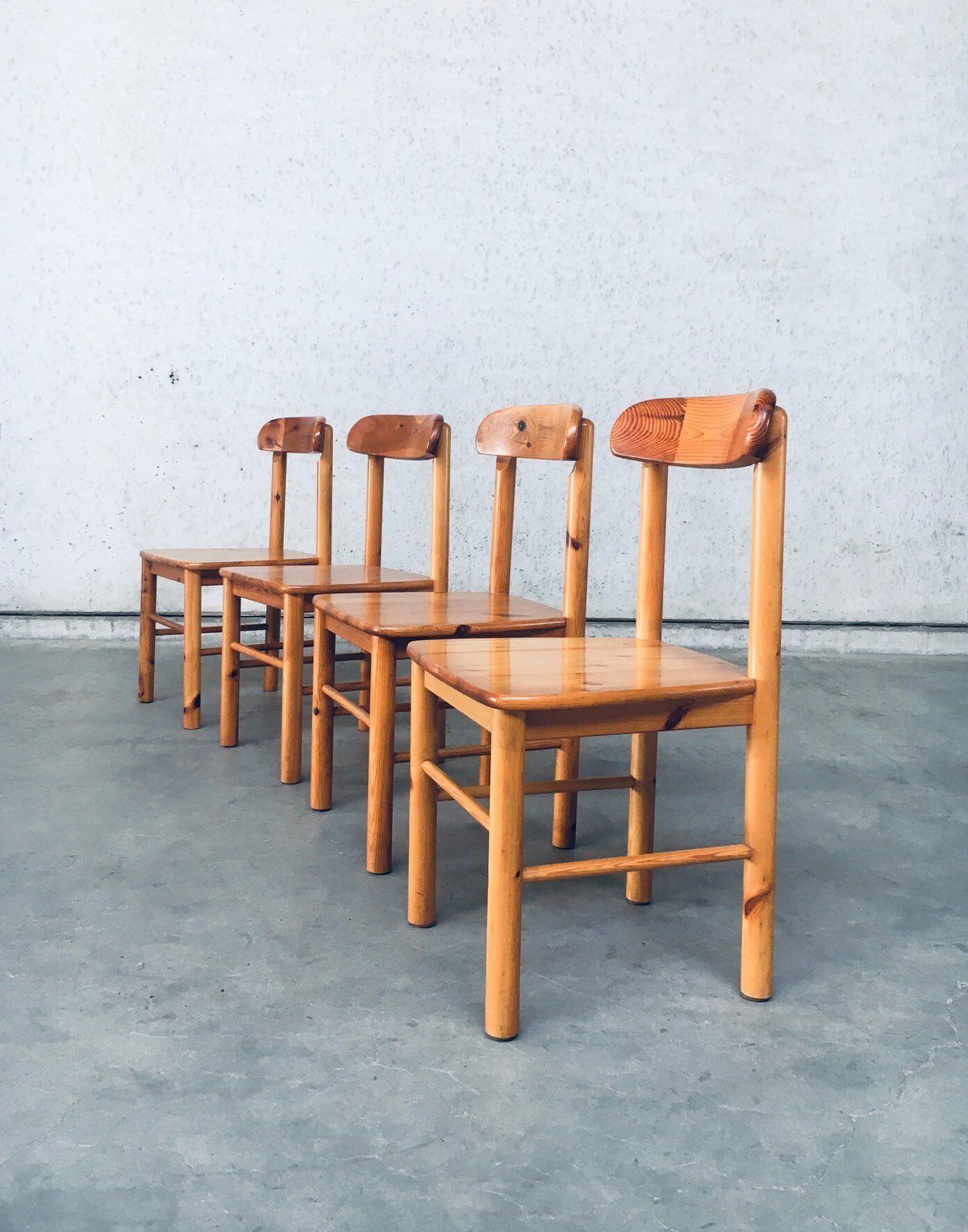 photo for sale Deense Grenenhouten Stoelen En Tafel In De Stijl Van Rainer Daumiller, Ca. 1975