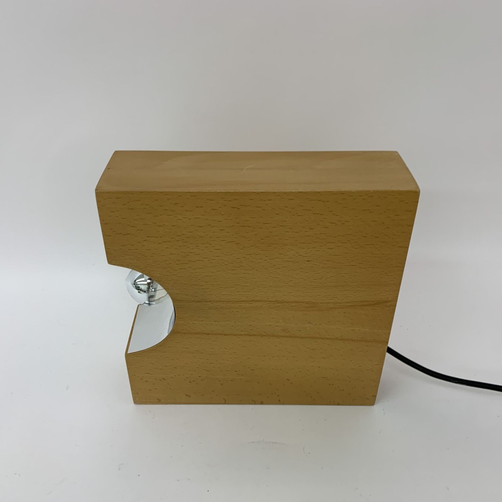 Mid Century Design Tafellamp Van Massief Hout, Jaren 1970, Minimalistisch photo vintage