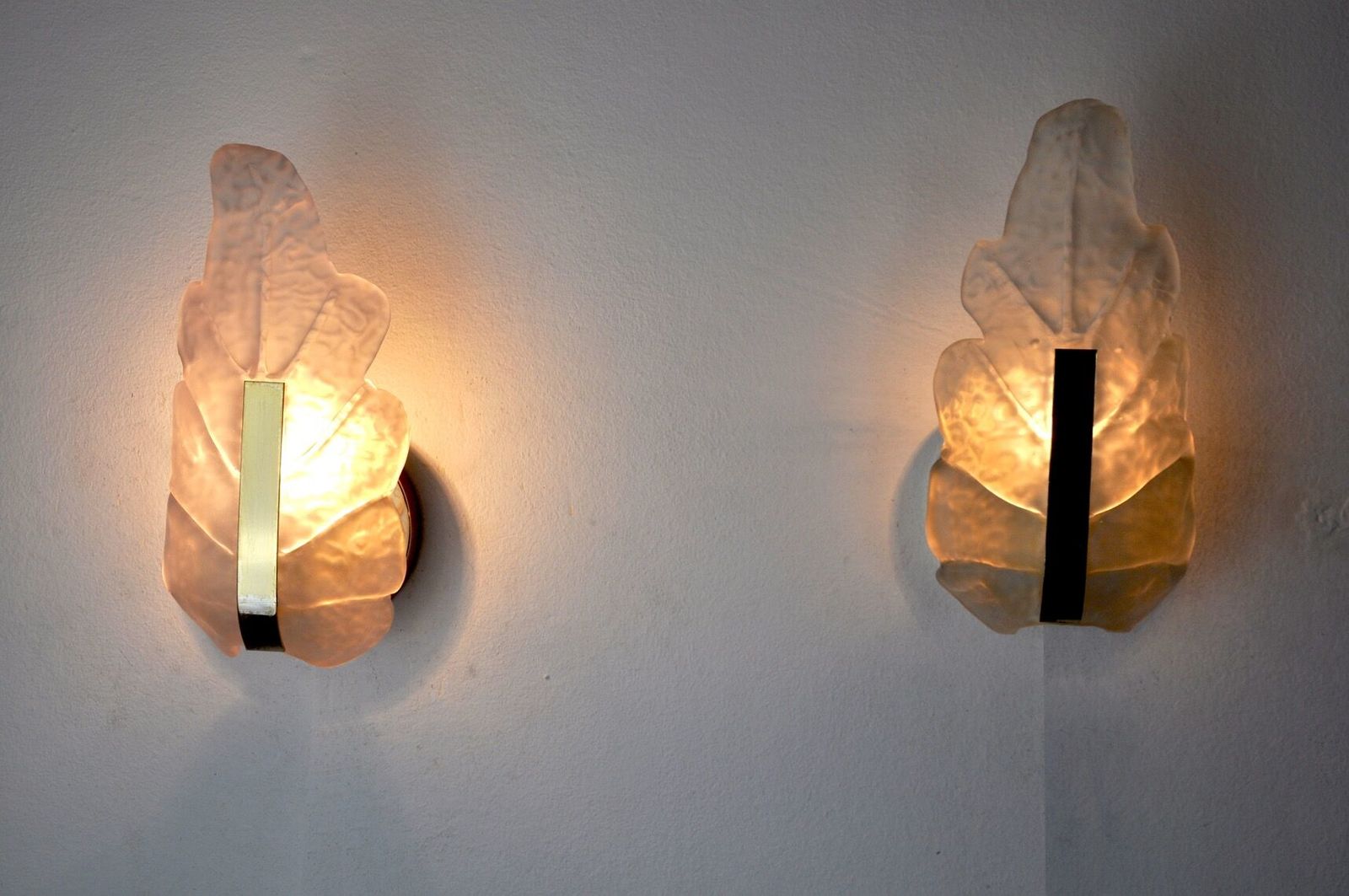 Pair Of "Leaf" Sconces By Carl Fagerlund, Mauve Murano Glass, Germany, 1970 photo 1989.0