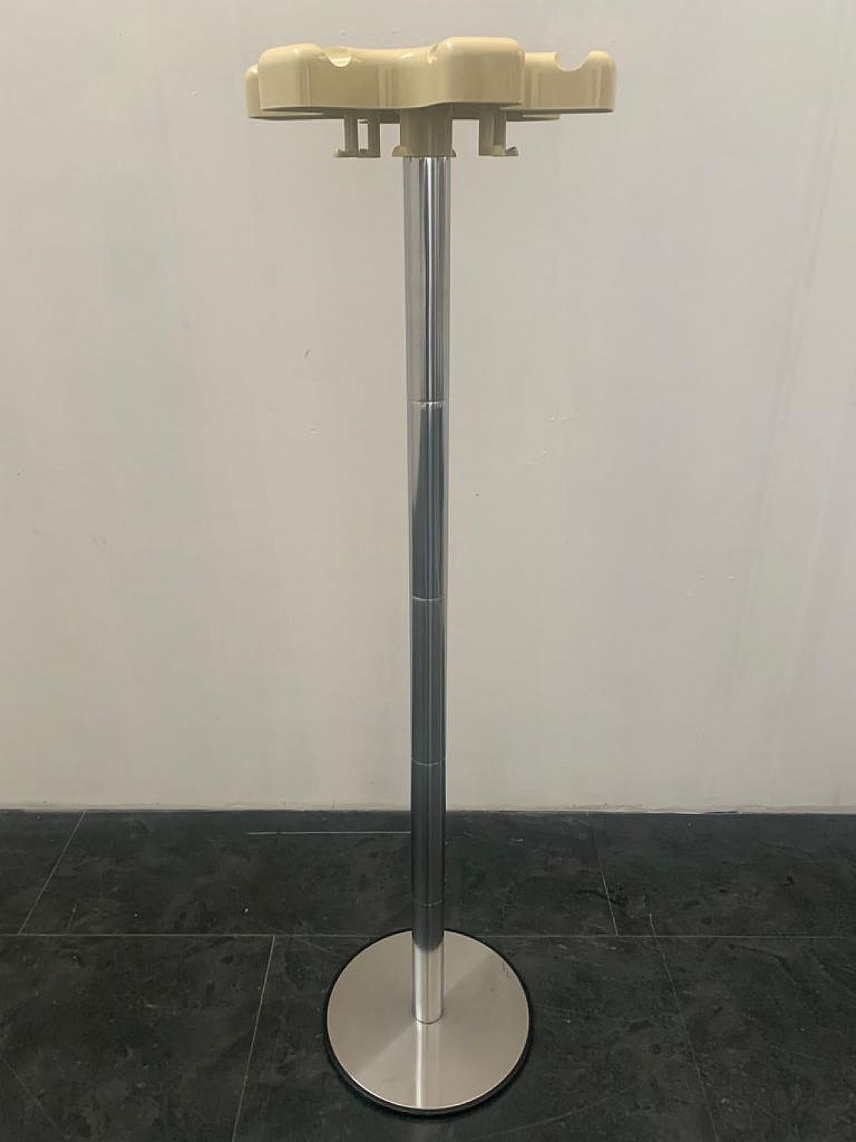 Coat Rack In Steel By Lucci & Orlandini For Velca, 70s photo for sale