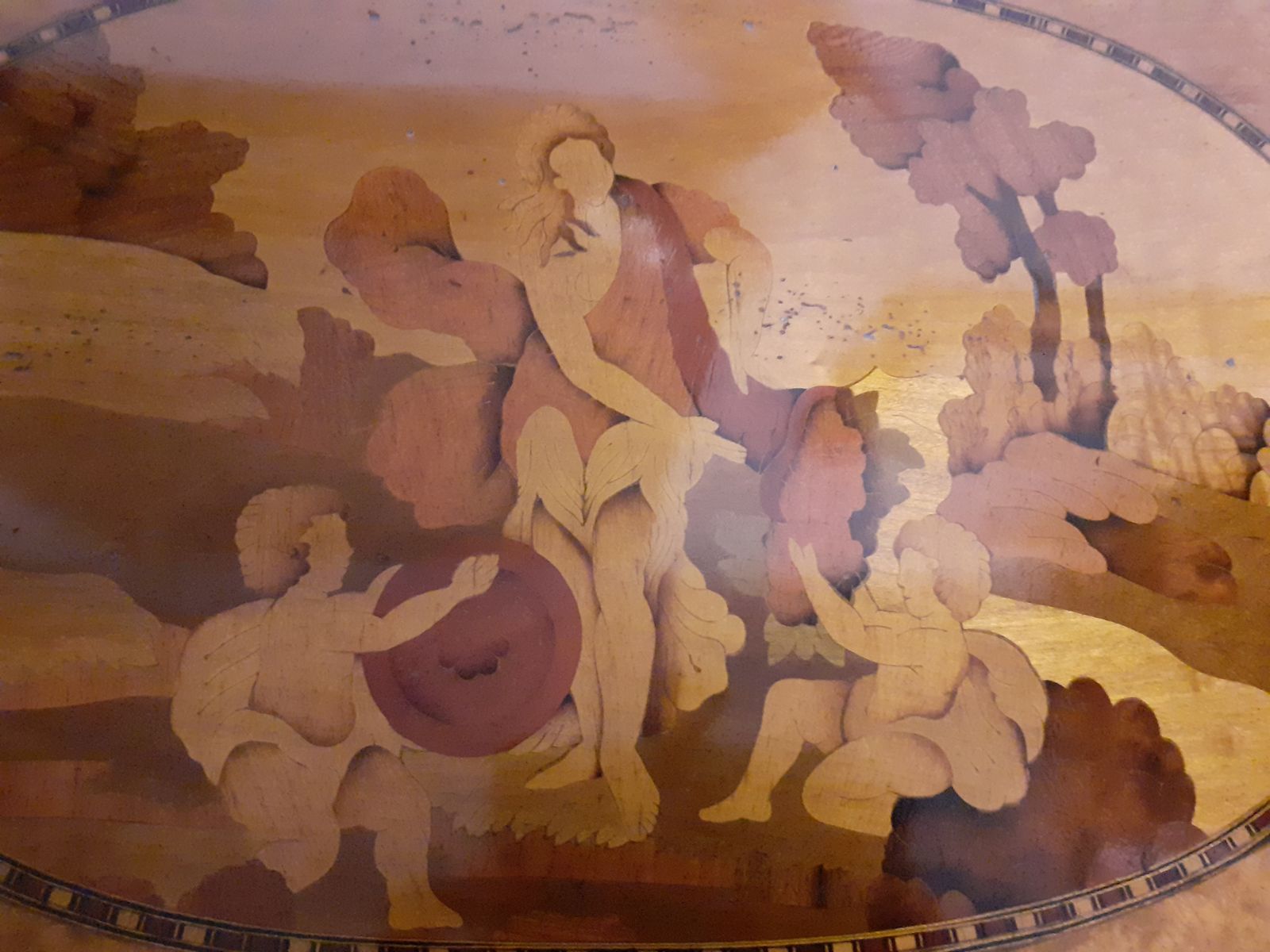 19840.0 Precious Chest Of Drawers Inlaid  Style "Maggiolino" photo