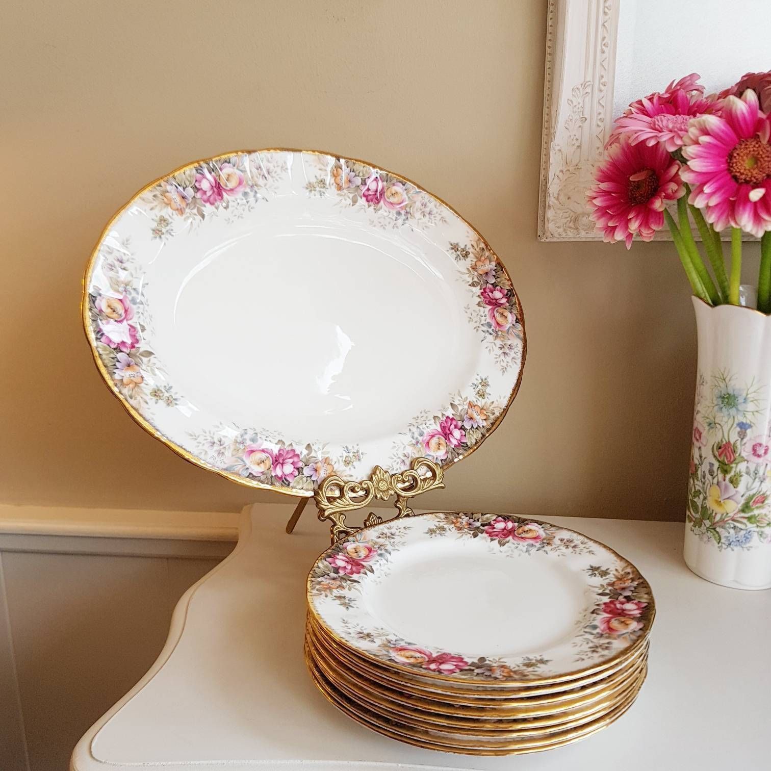 Vintage Queen Anne Summer Rose, Porcealin Set, Table Set, Gold Glided, Tableware, Nice Gift