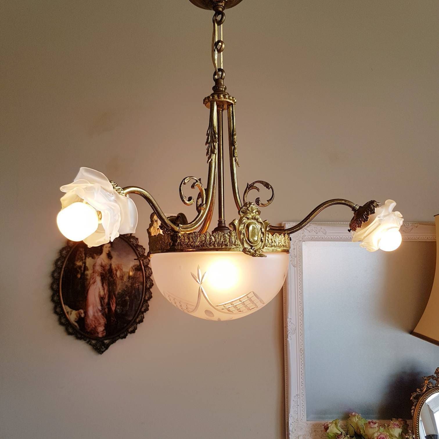 Antique French Chandelier, Stunning Pendant Lamp, 4 Bulbs Light, Vintage Pendant Light, Chandelier Lighting, Hanging Chandelier photo Lighting