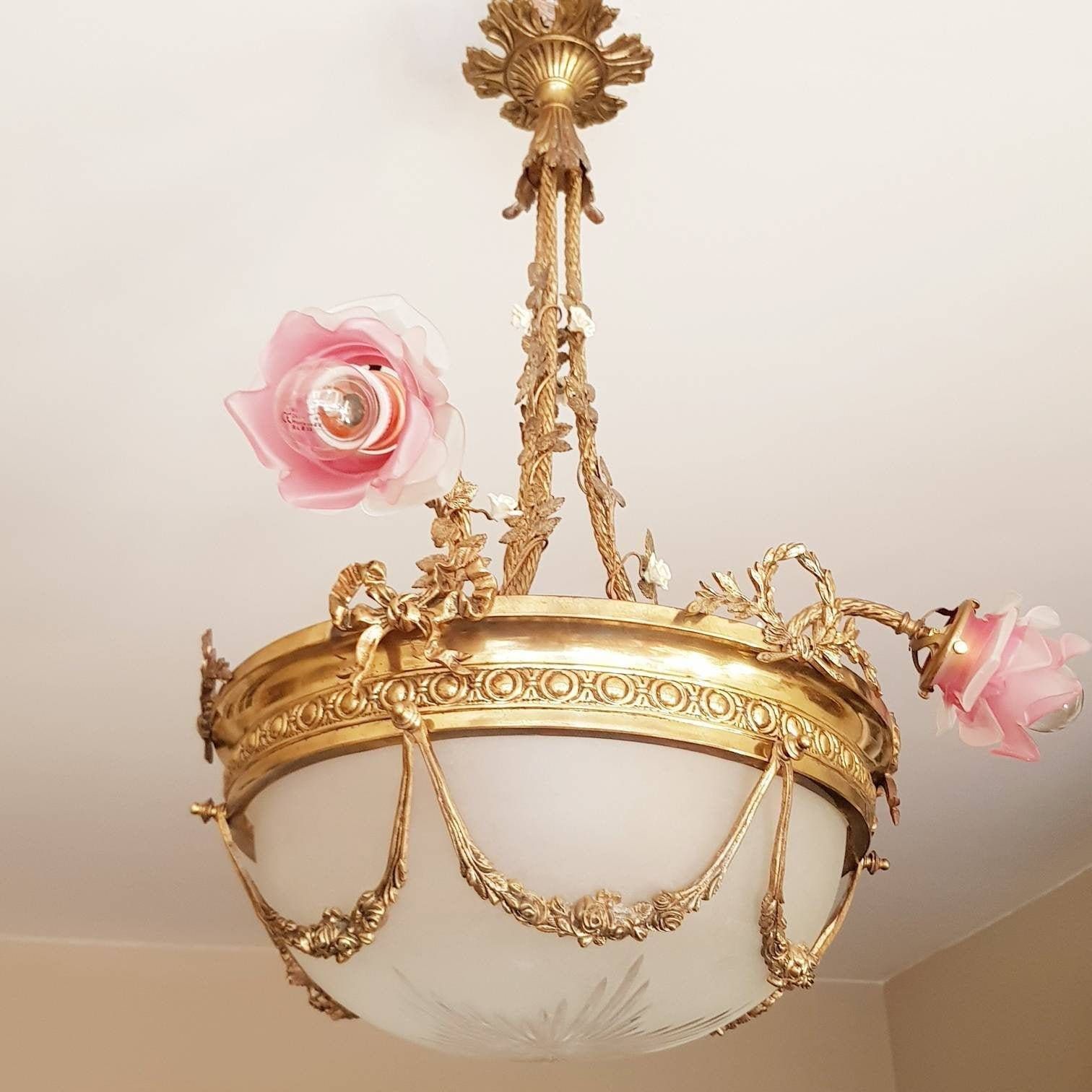 Antieke Franse Kroonluchter, Hanglamp Met 4 Lichtpunten, Vintage Hanglamp, Plafondverlichting photo furniture