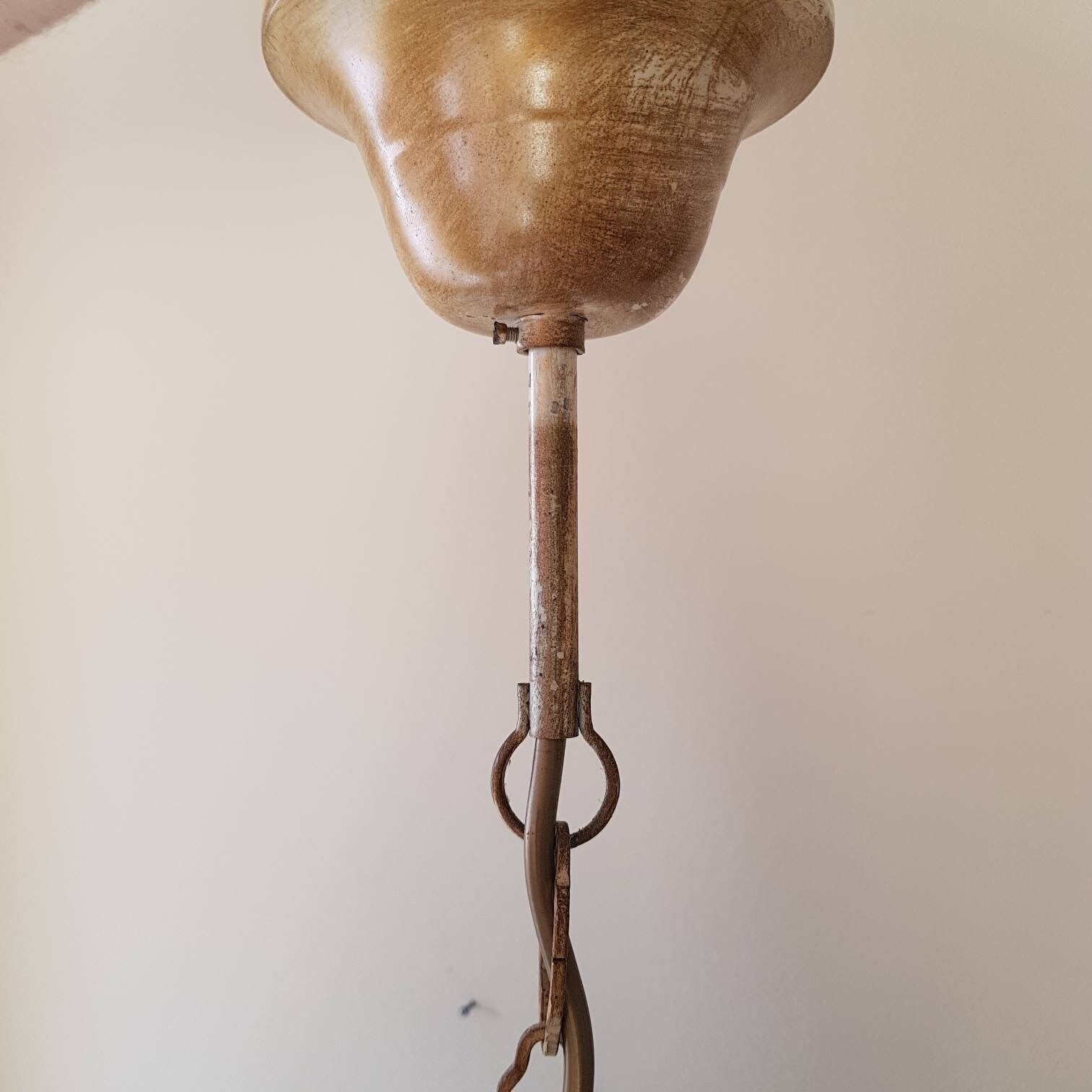 Hollywood Regency Stijl, Metalen Kroonluchter Met Tarweschoof En Emmermodel, Tarweaar Plafondluster, Woondecoratie, Woonverlichting, Gemaakt In Italië photo vintage
