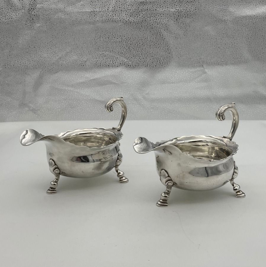 Mid 18th Century Antique George II Pair Silver Sauceboats London 1745 Henry Brind photo for sale