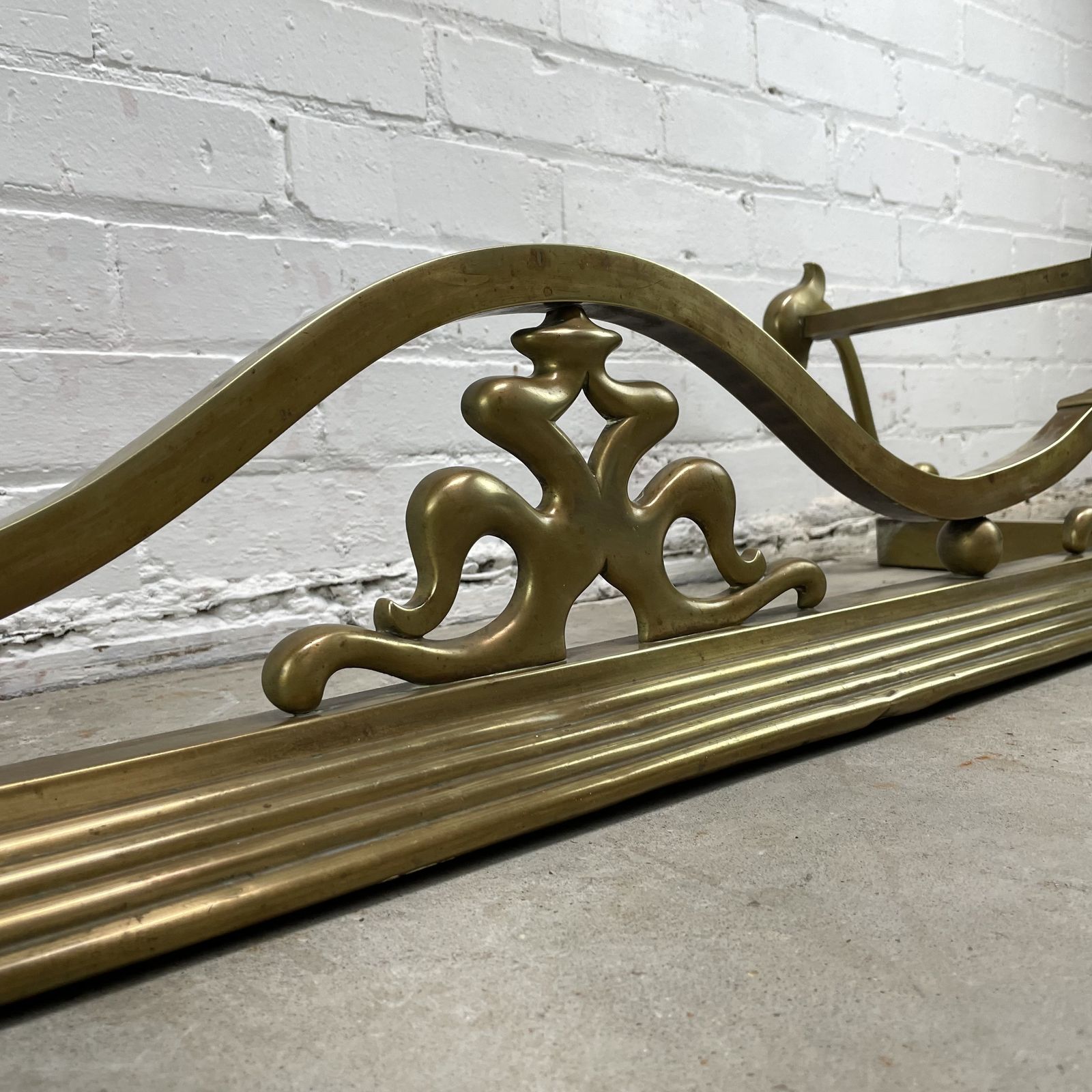 Antique Art Nouveau Brass Fireplace Fender photo 325.0