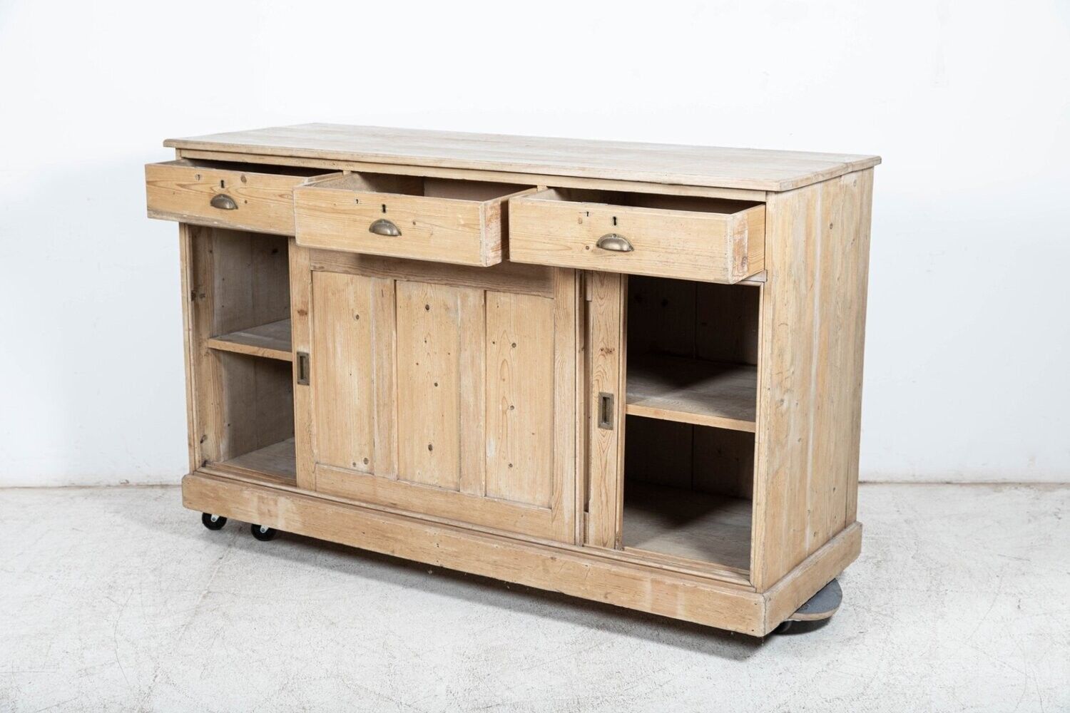 19thc English Pine Dresser Base photo 3968.0