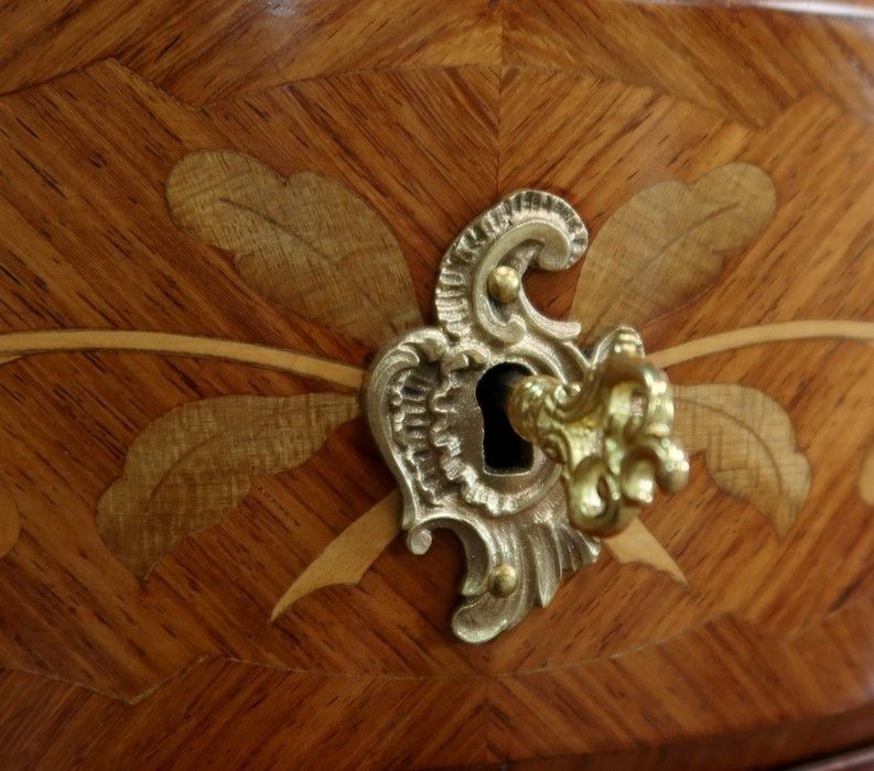3400.0 Semainier In Amaranth Veneer And Marquetry, Louis XV Style   Early 20th Century photo