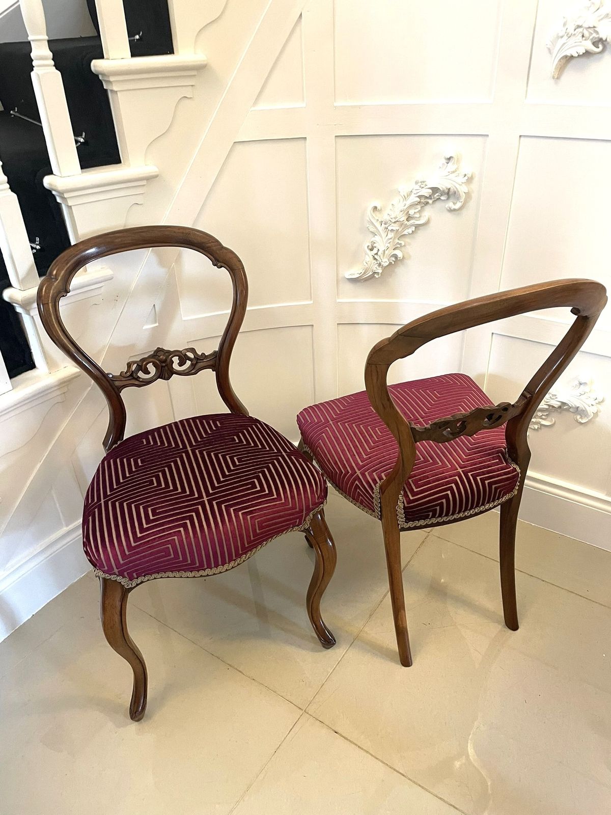 Pair Of Antique Quality Carved Walnut Side Chairs photo vinterior