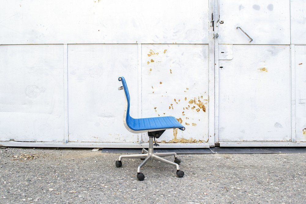 Ea 117 Aluminum Chair Van Charles & Ray Eames Voor Herman Miller, Jaren 1980 photo for sale