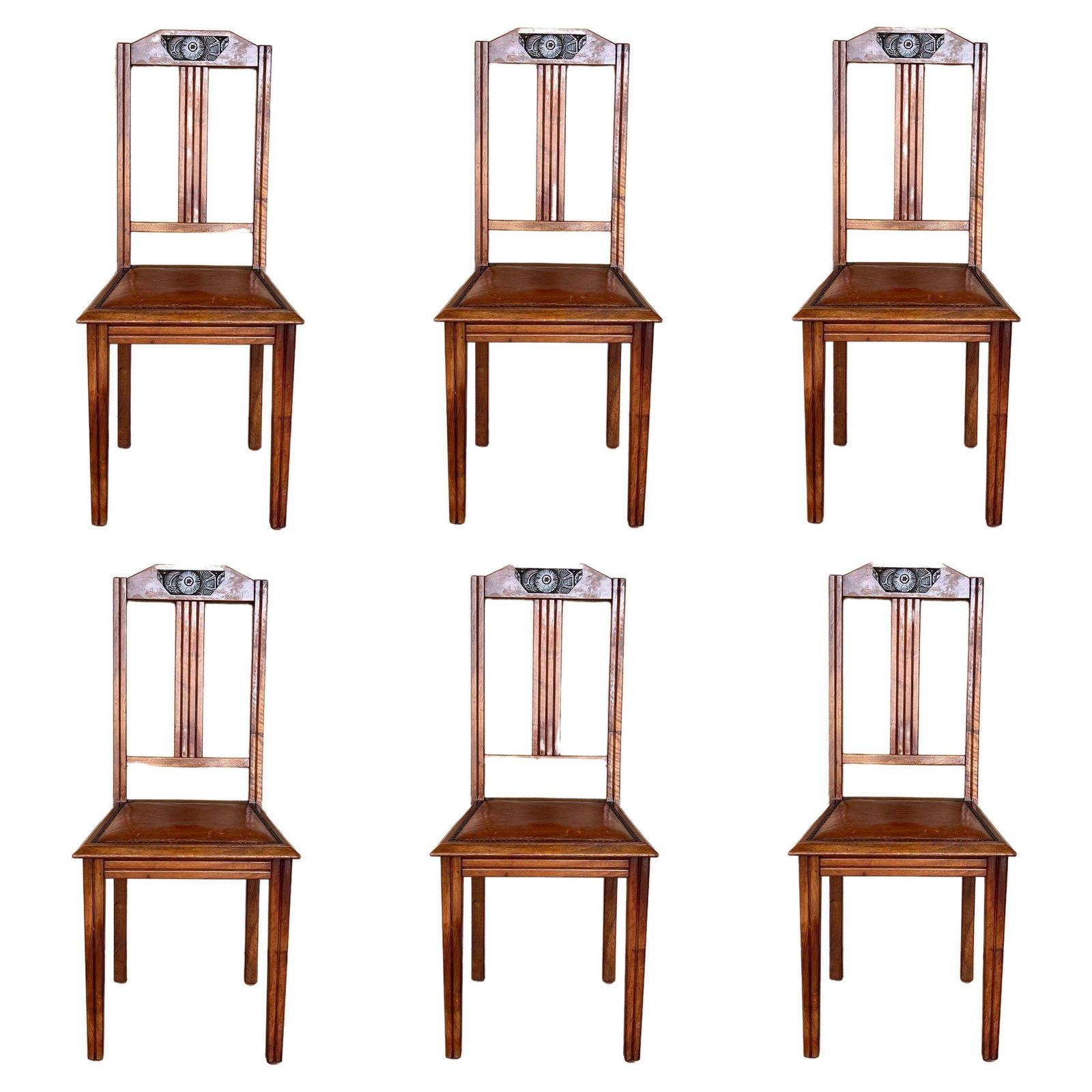 Ensemble de six chaises de salle à manger modernistes Art déco en chêne, dans le style de Charles Dudouyt, années 1930-1940