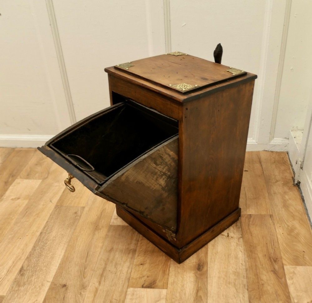 Unusual Arts And Crafts Dark Pine Purdonium, Coal Box photo for sale