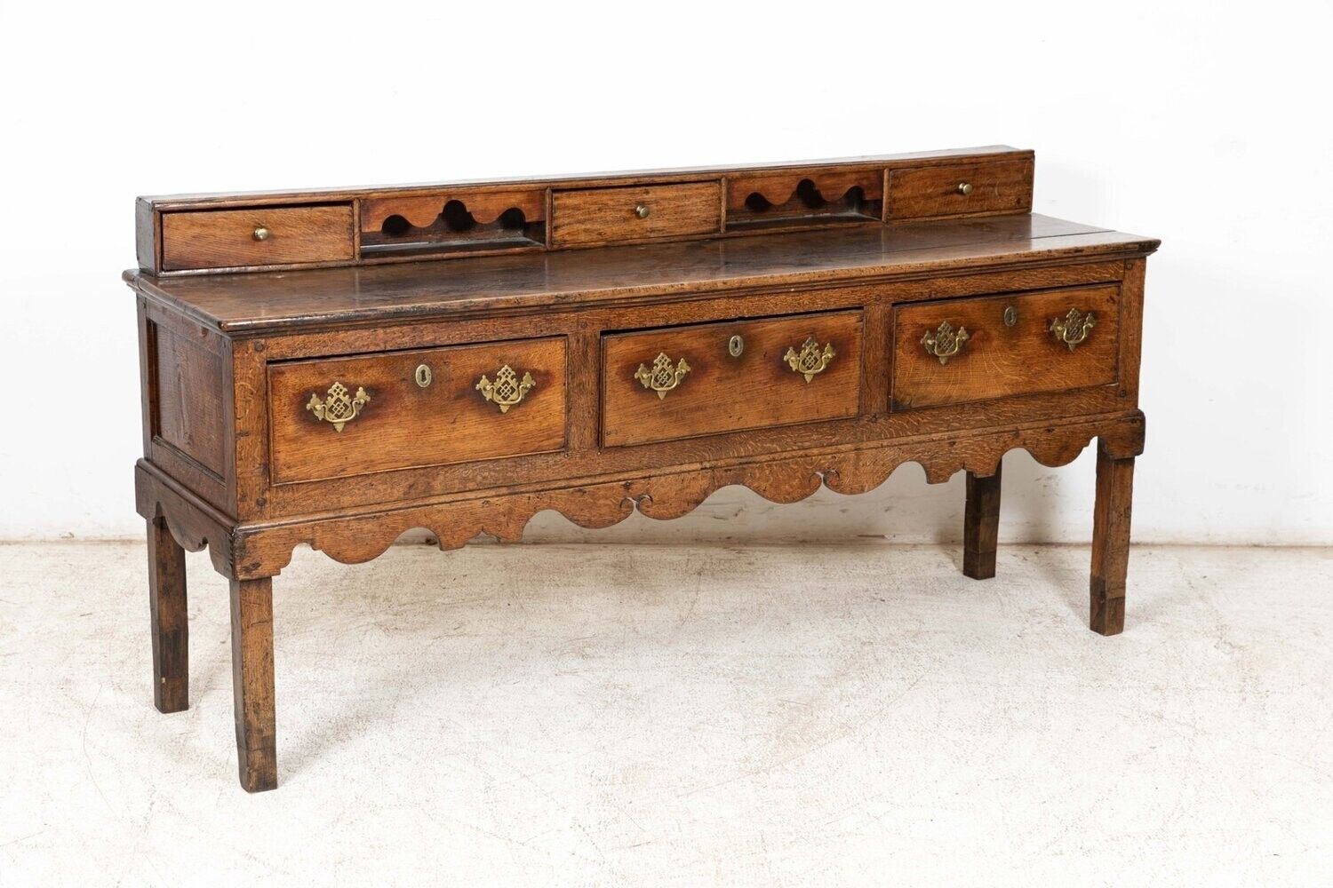 Large 18thc Welsh Oak Dresser Base