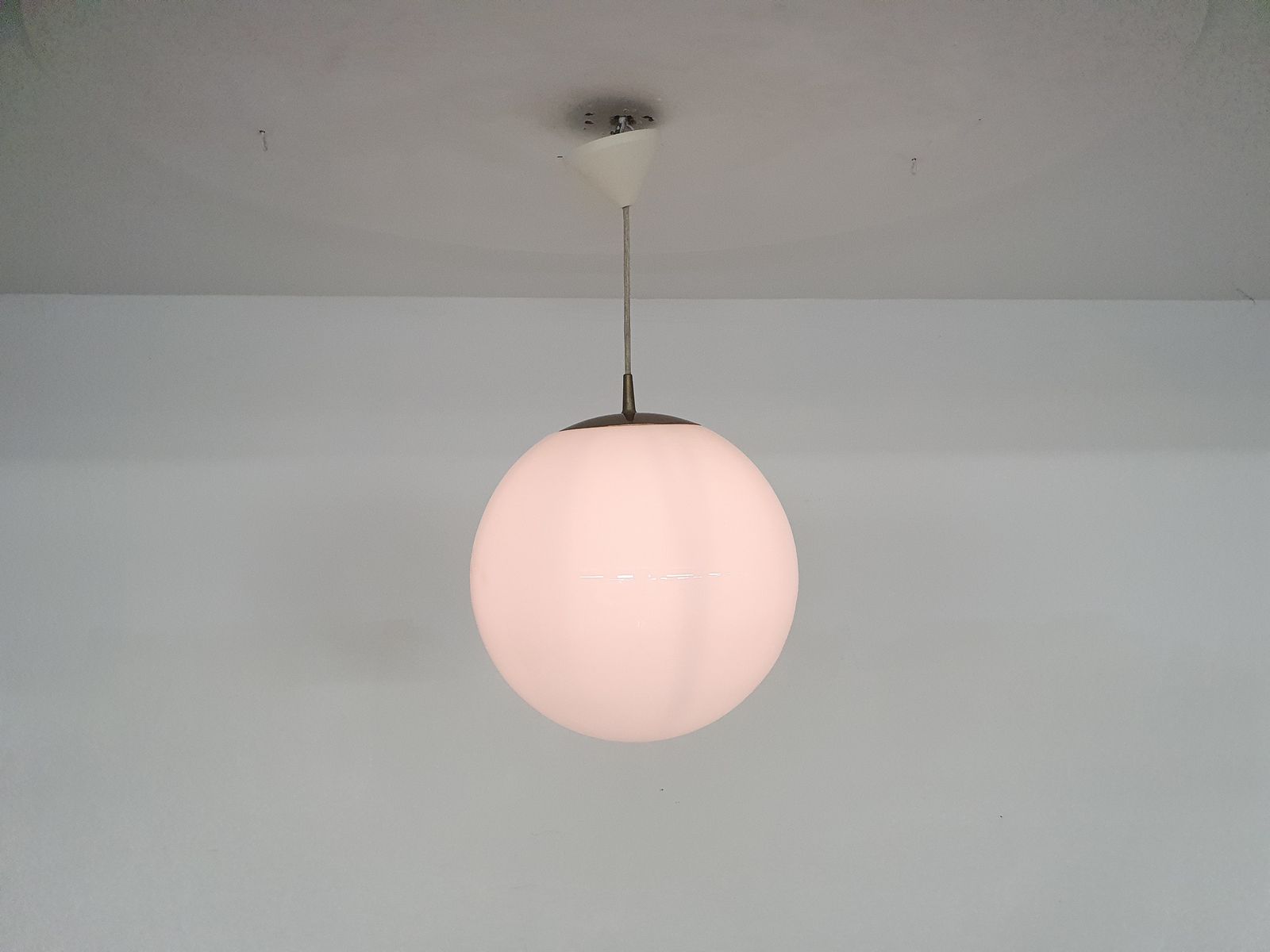 Peill And Putzler Glazen Bol, Hanglamp, Duitsland Ca. Jaren 1970 photo furniture
