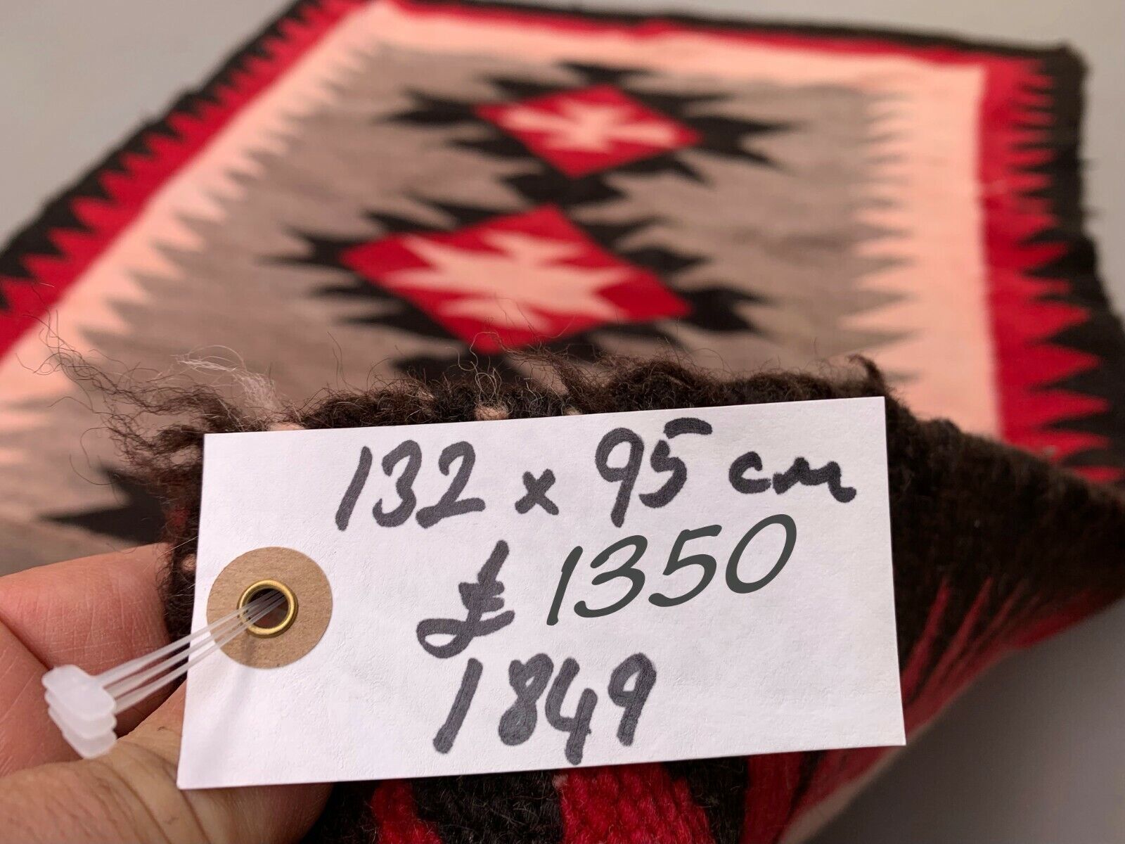 photo furniture Genuine 1920 1930 Navajo Kilim Rug 132x95 Cm Native American Wool Decor Medium