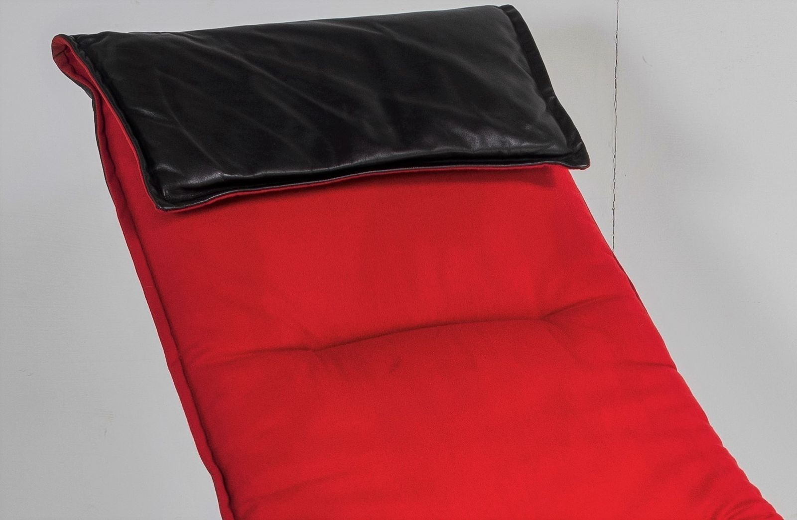 Furniture Mid Century 1970s Ingmar Relling Black Leather Reclining Chaise Lounger photo
