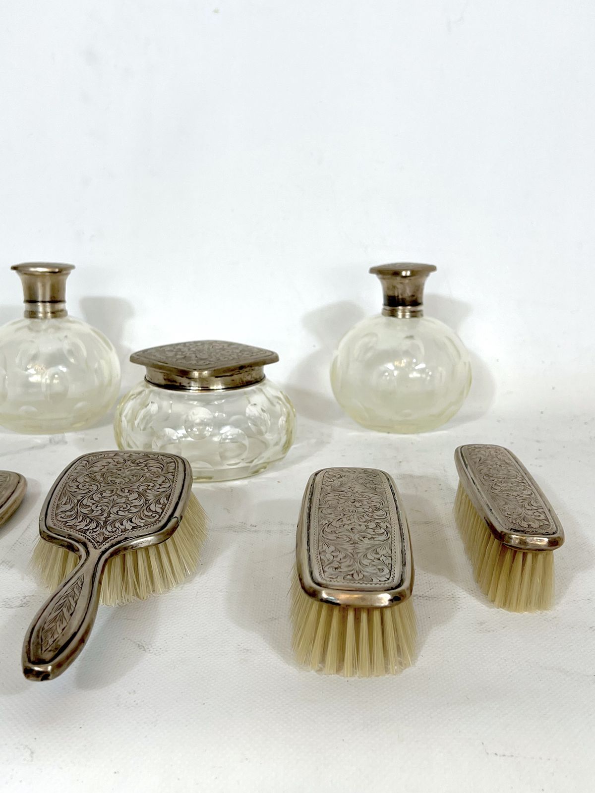 Mid Century Italian Toilet Set In Silver Plated And Blown Murano Glass From 40s photo vinterior