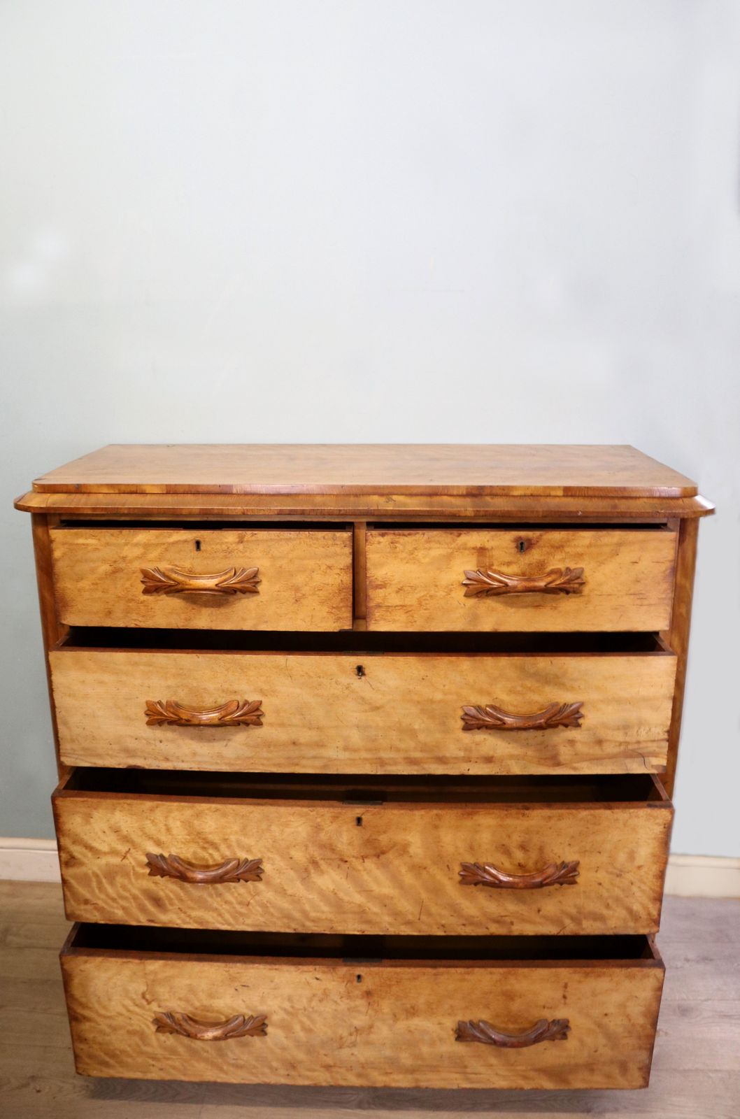 A Quality Victorian Chest Of Drawers! photo vinterior