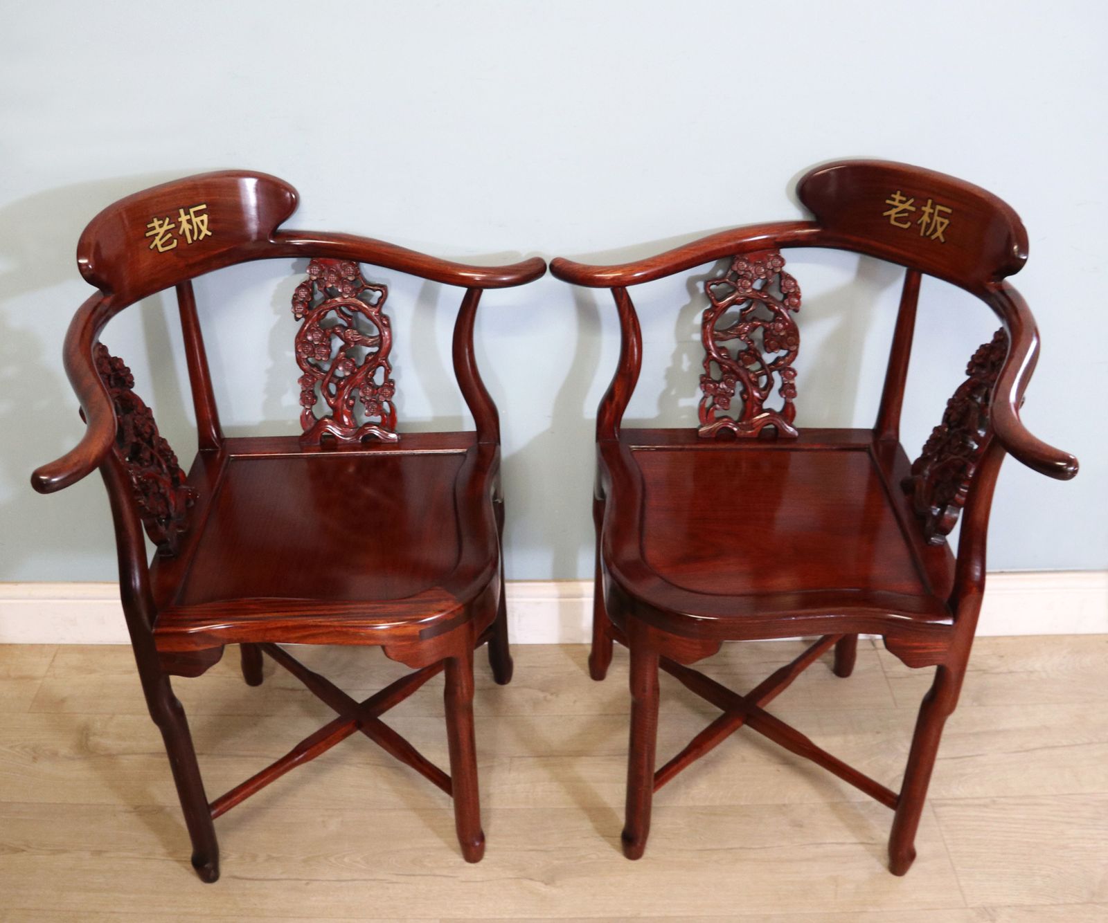 A Pair Of 20th Century Chinese Solid Hardwood Corner Chairs. photo 295.0