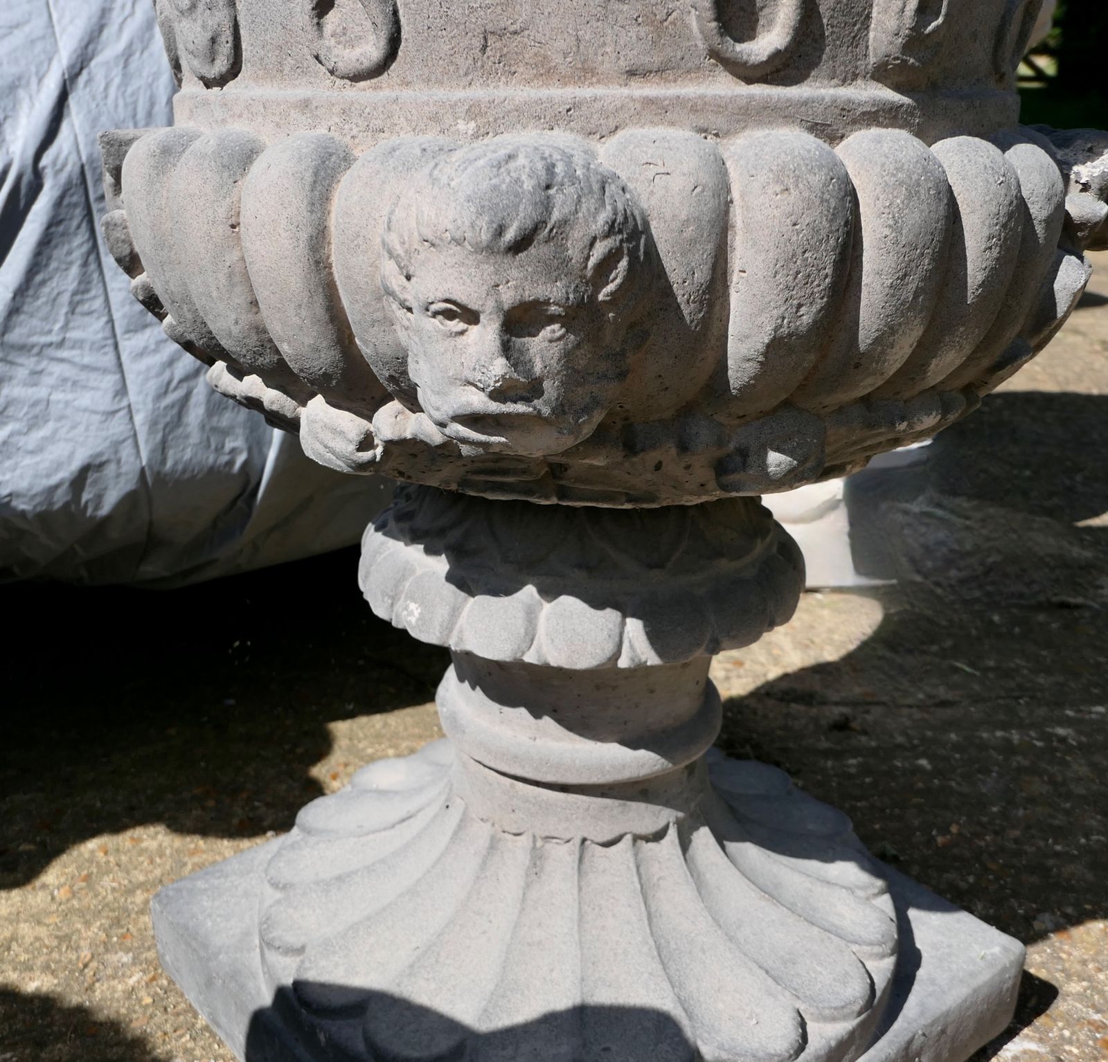 Very Large Classical Tudor Rose Garden Planter photo furniture