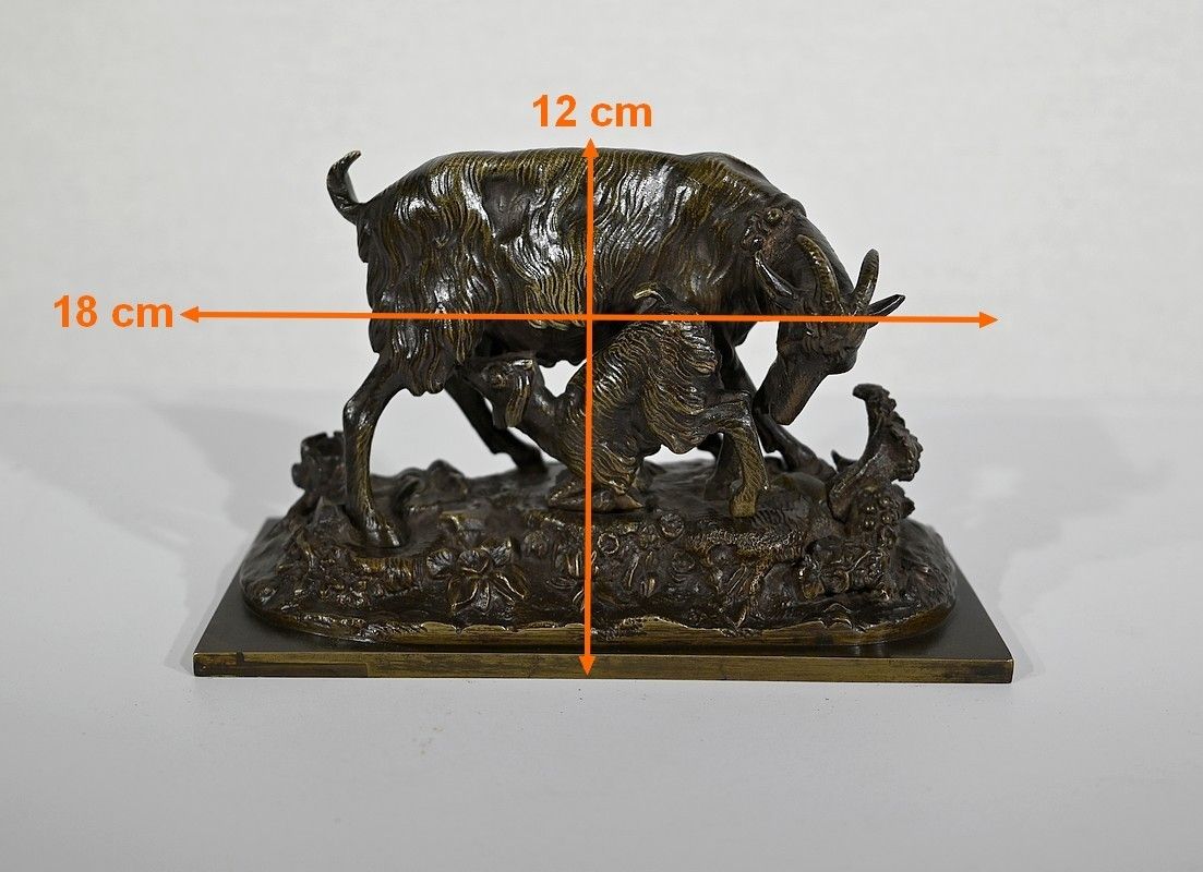photo for sale Bronze “The Goat And Its Kid” – Late 19th Century