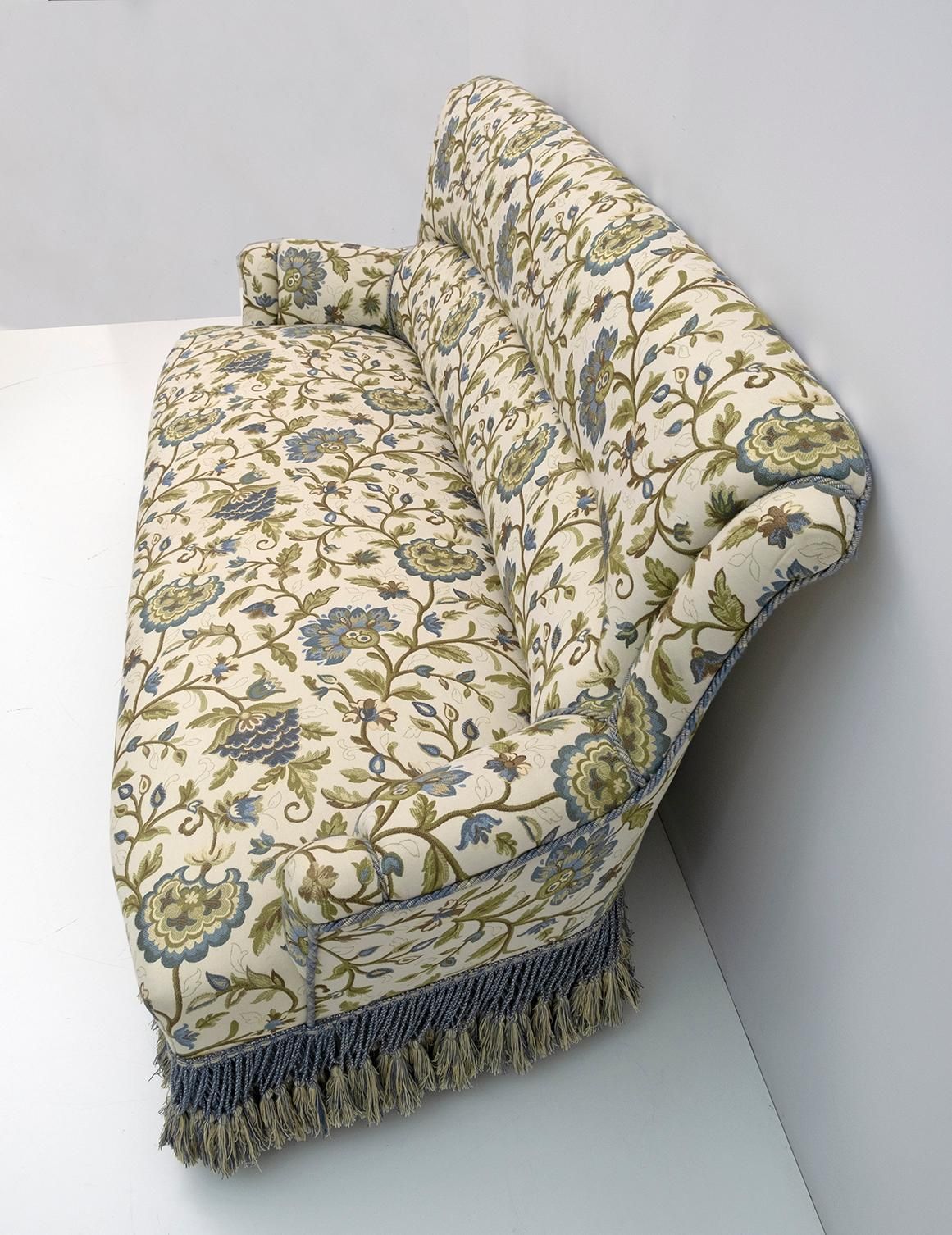 Rare 19th Century Napoleon III Brocade Sofa And Two Armchairs photo vinterior