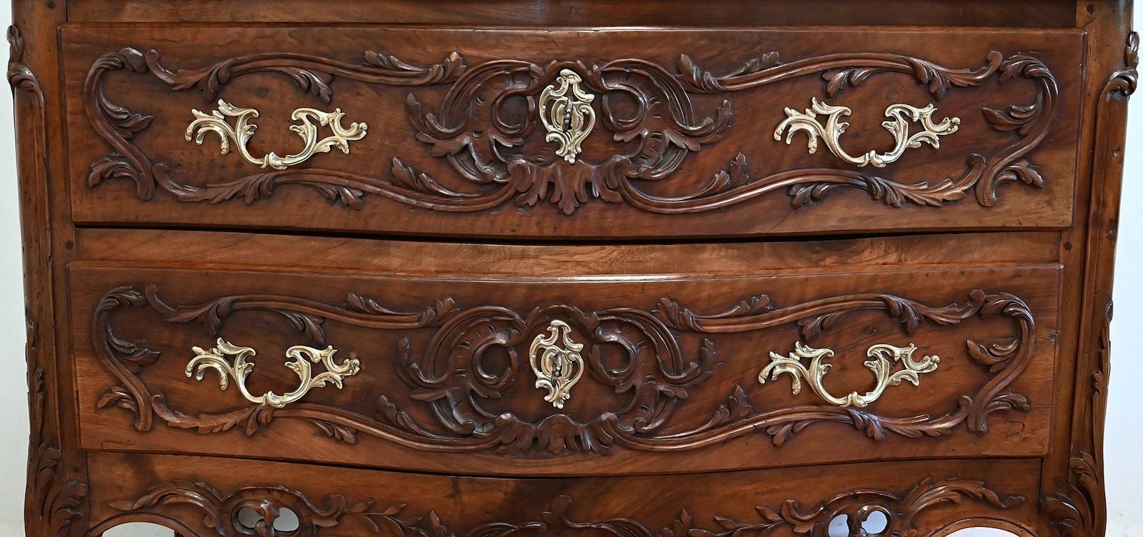 Nîmes Walnut Chest Of Drawers, Louis XV Period, 18th Century photo 10464.8