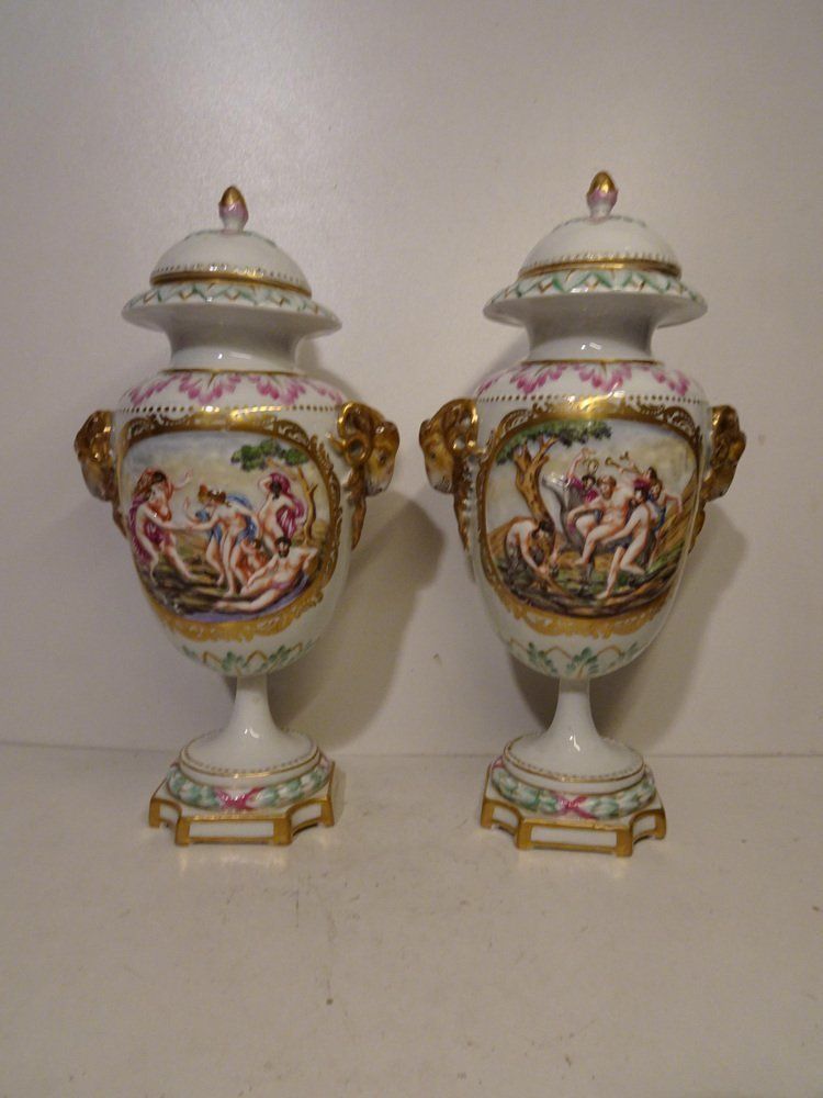 Antique 19th Century Lidded Porcelain Urn Vases From Capodimonte, Italy, Set Of 2 photo vinterior