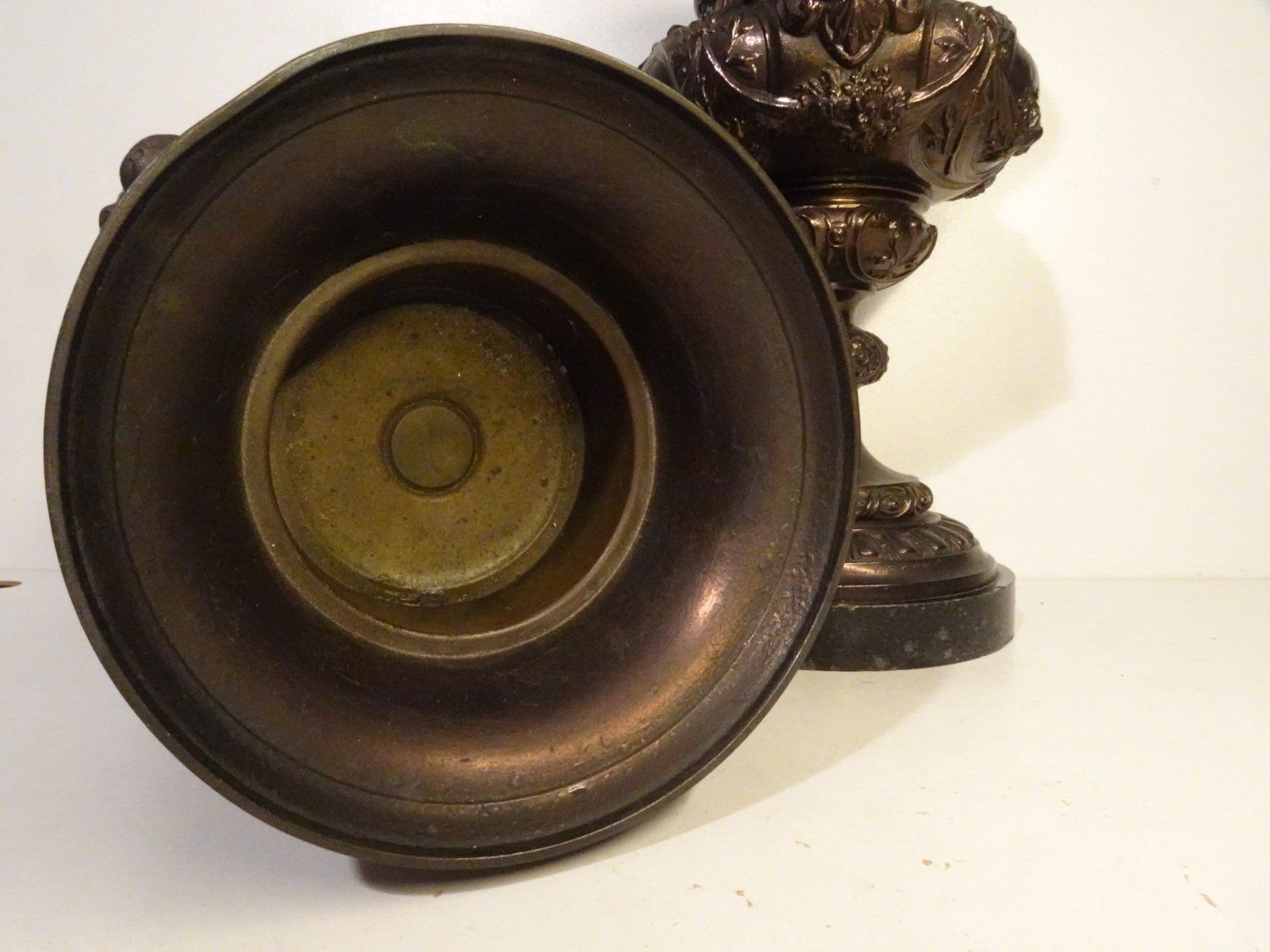 photo furniture French Bronze & Patinated Cast Iron Medici Vases On Marble Bases, 19th Century, Set Of 2