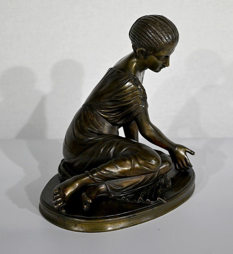 Bronze "The Osselets Player" After Antique Statue   19th Century photo vinterior