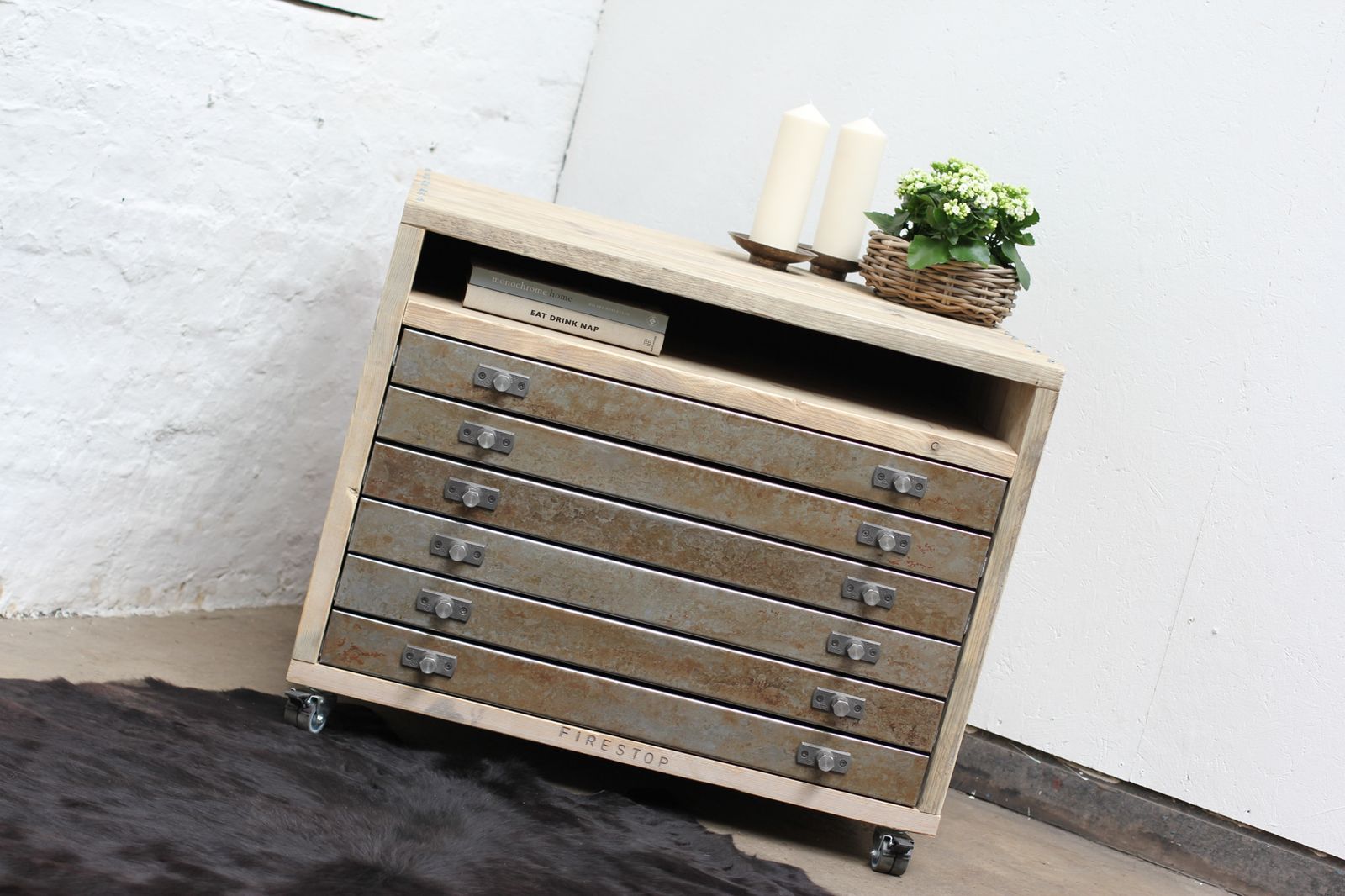 photo vinterior Faraz Reclaimed Scaffolding And Distressed Steel Plan Chest On Locking Castors