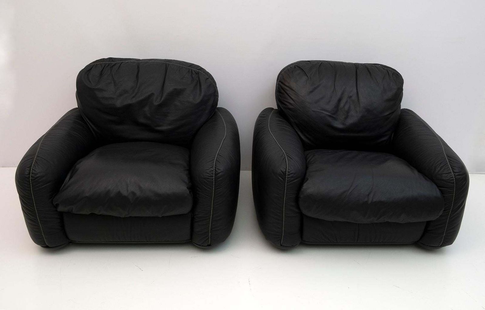 Pair Of Piumotto Italian Leather Armchairs By Arrigo Arrighi For Busnelli, 1970s photo furniture