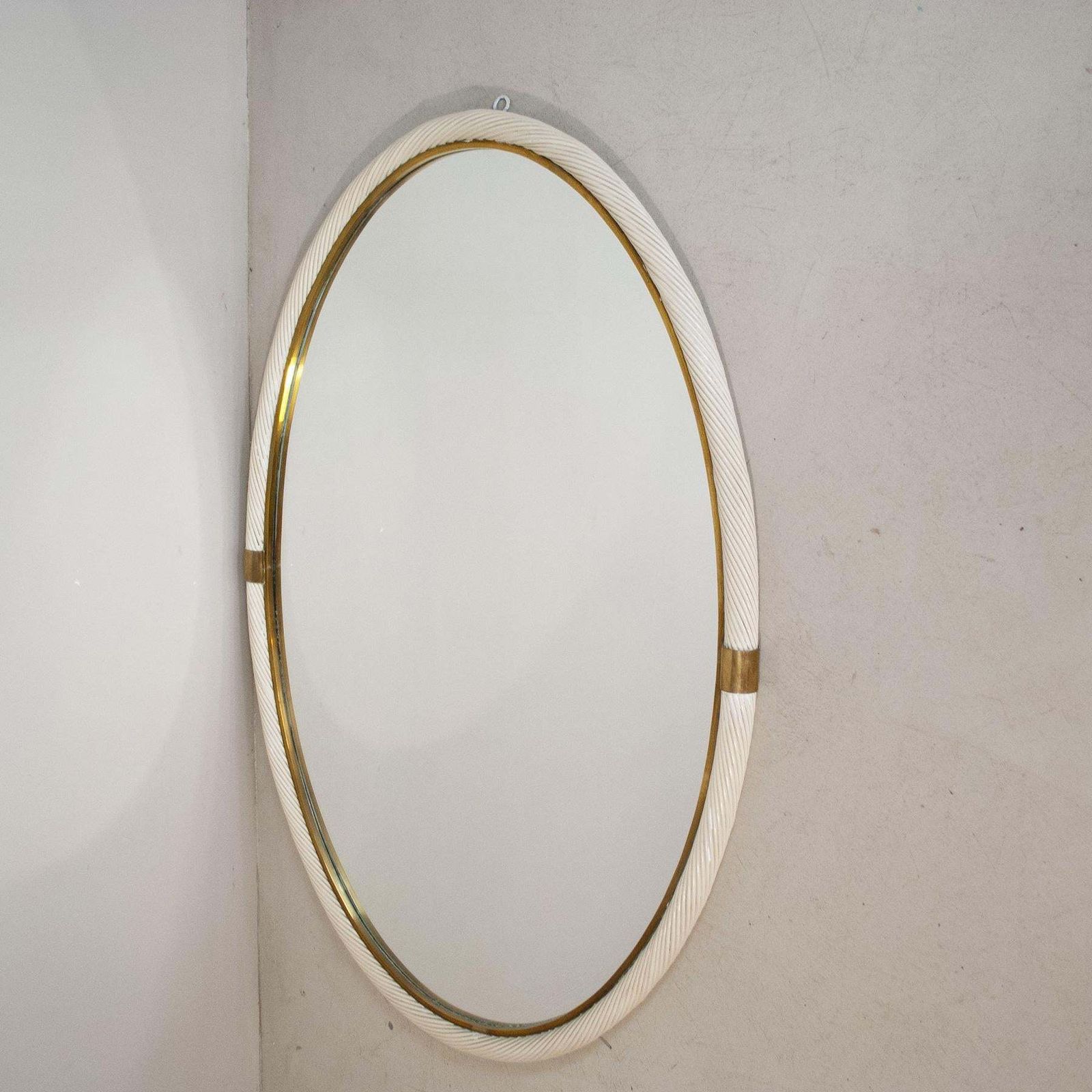 photo furniture Tommaso Barbi Mirror In Brass And Rattan 1960